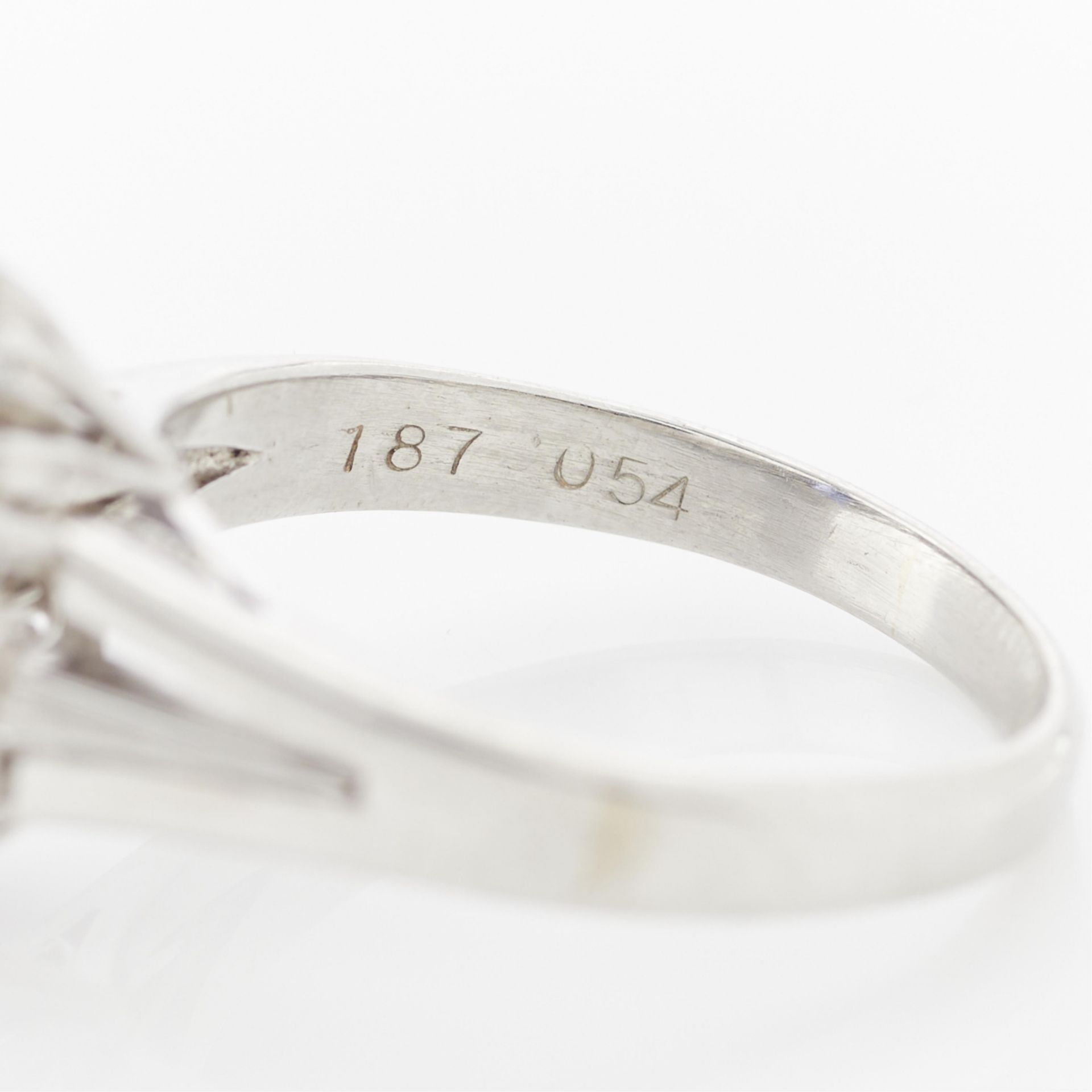 Platinum, Diamond, & Unheated Ceylon Sapphire Ring - Image 11 of 14