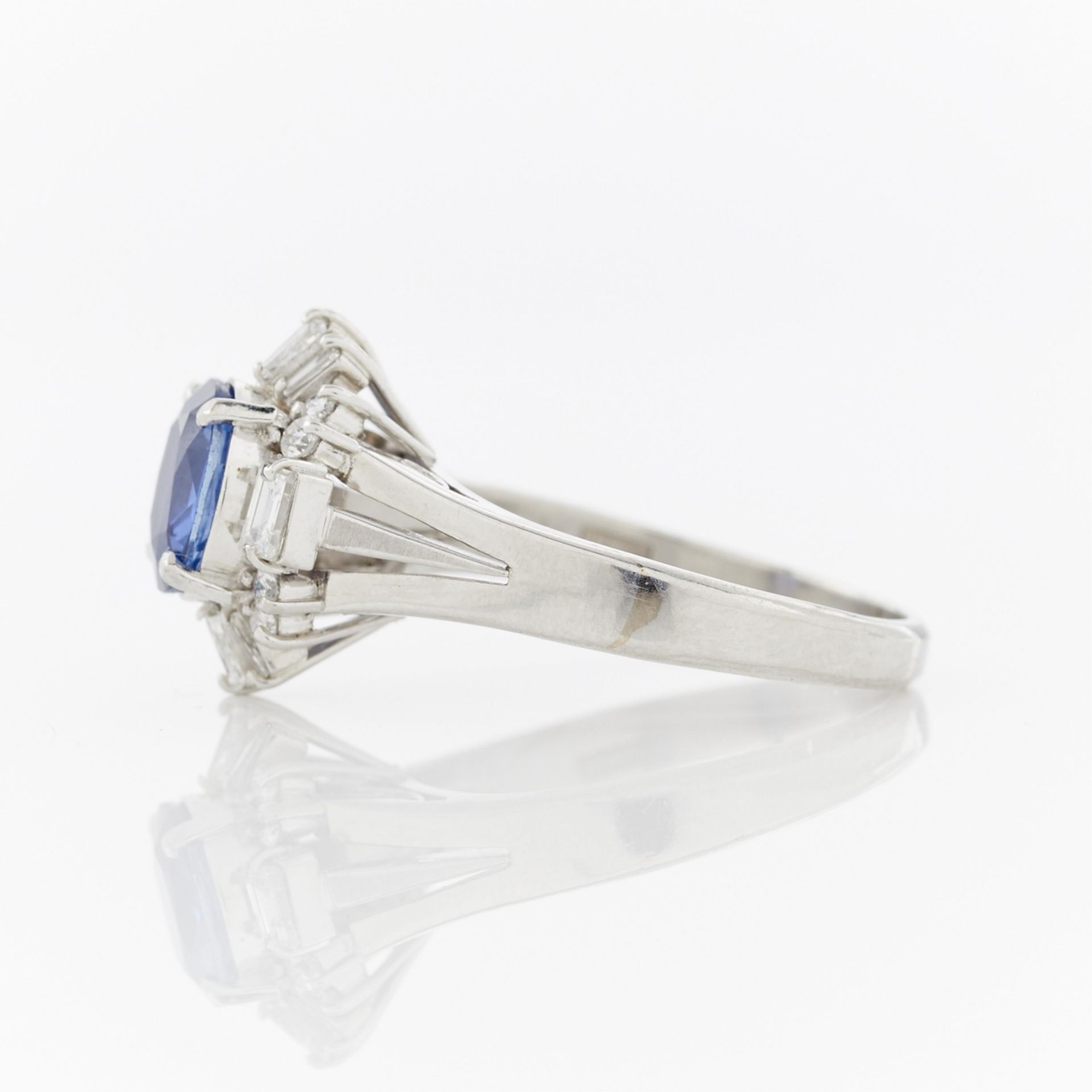 Platinum, Diamond, & Unheated Ceylon Sapphire Ring - Image 6 of 14