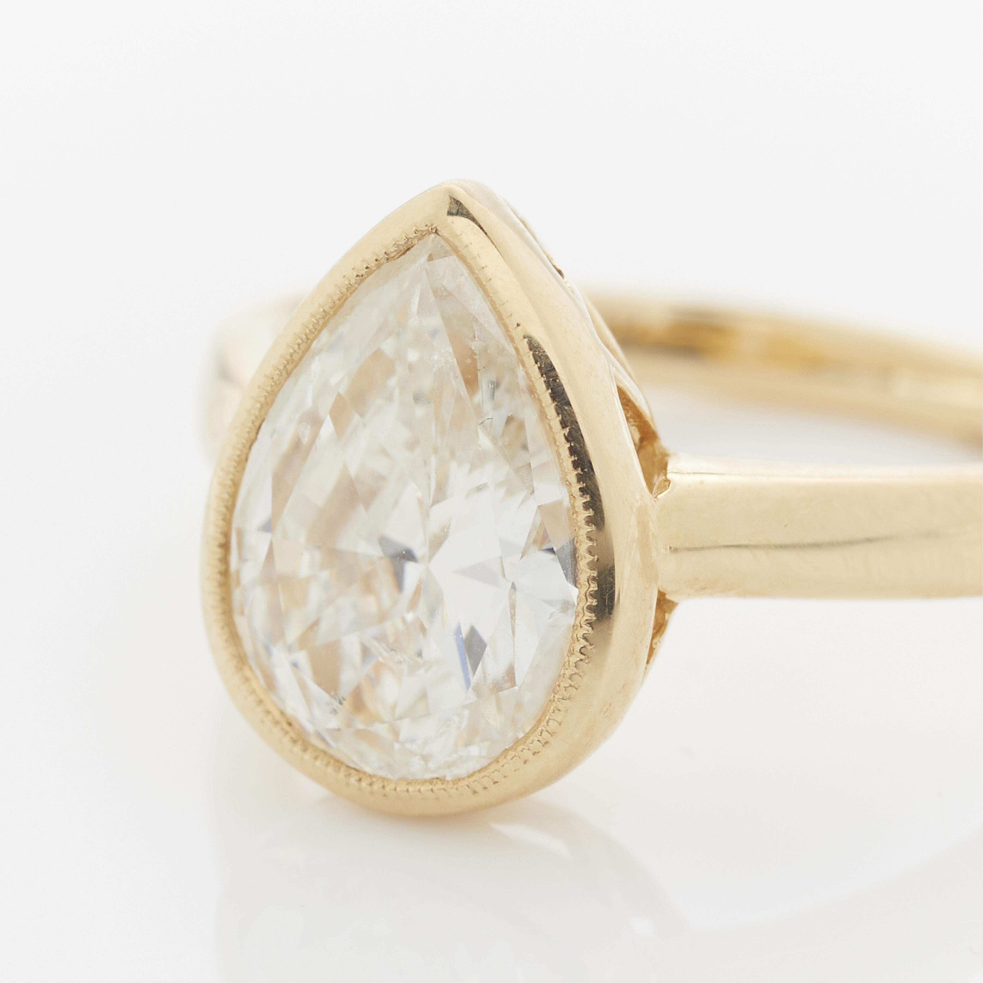 18k Yellow Gold Pear Cut Diamond Ring - 2.02 Ct - Image 3 of 13