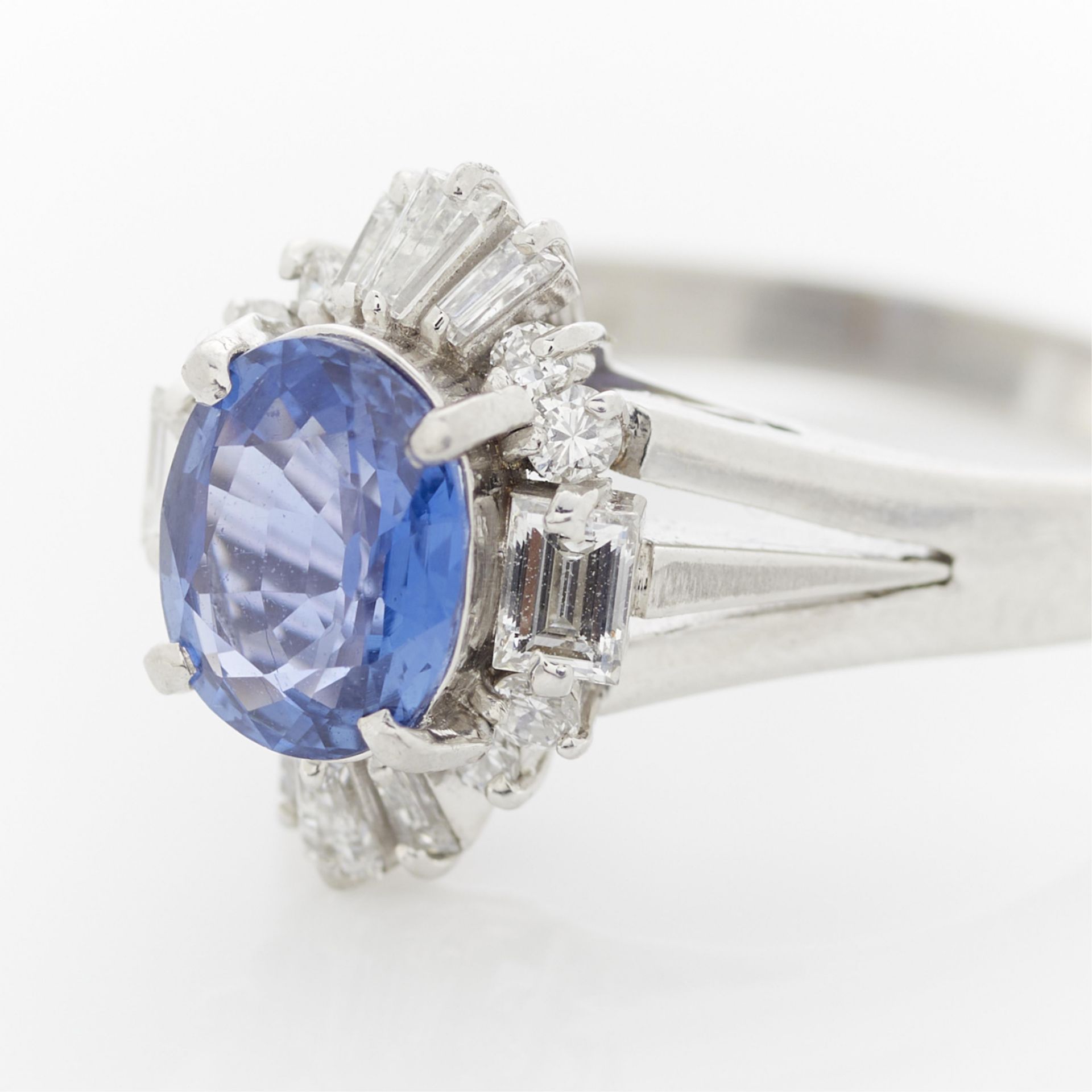 Platinum, Diamond, & Unheated Ceylon Sapphire Ring - Image 4 of 14