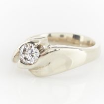 14k White Gold & Diamond Ring