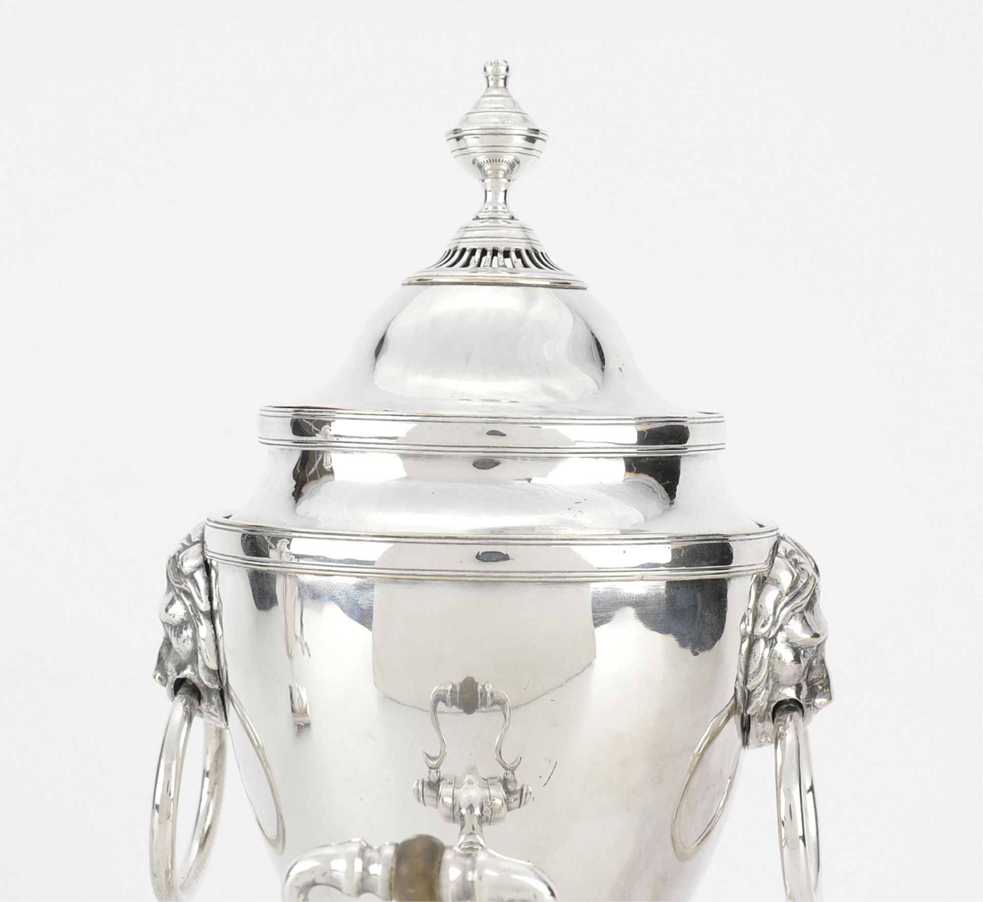 2 Sheffield Style Silver Plate Tea Urns - Bild 8 aus 14