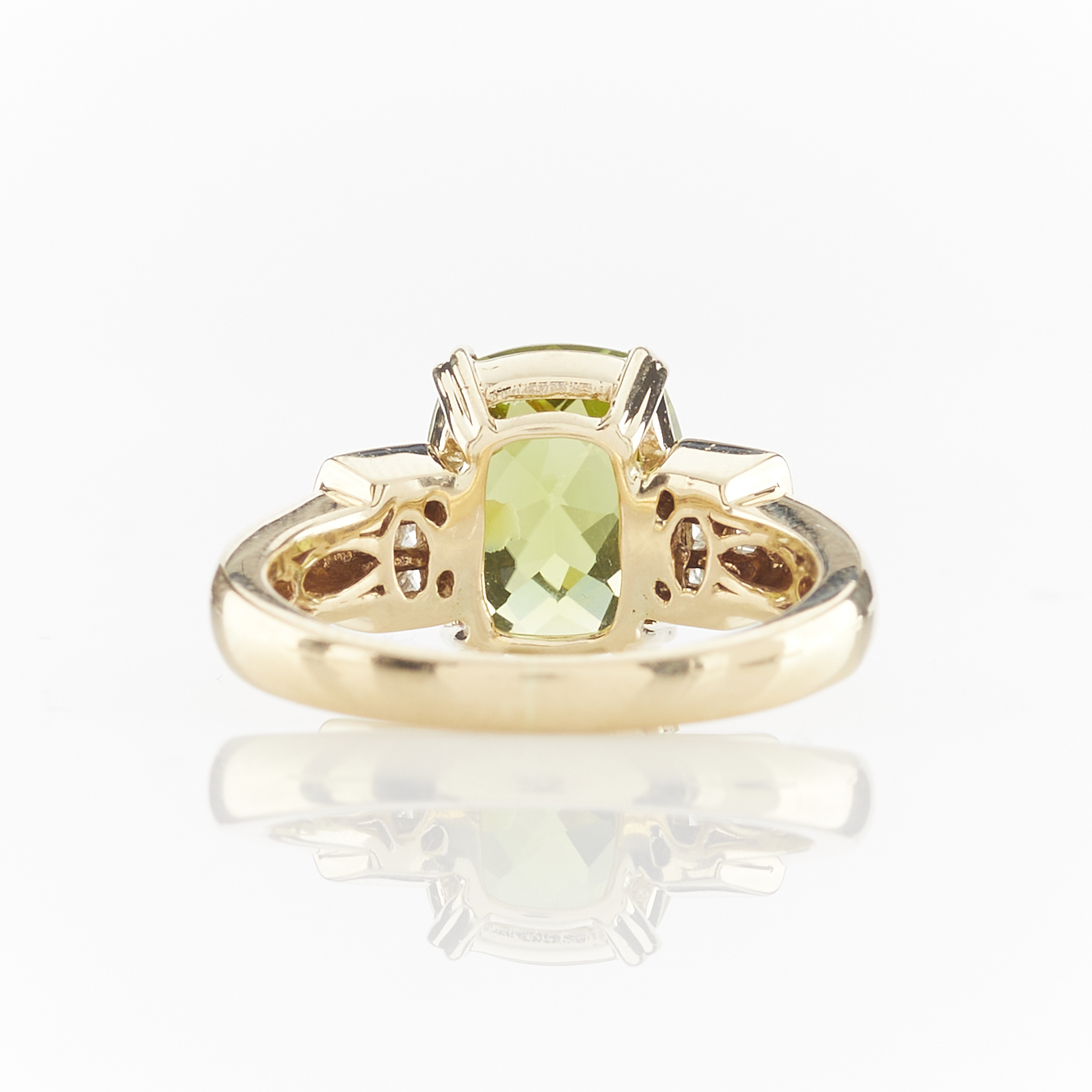 14k Yellow Gold Peridot & Diamond Ring - Image 8 of 12