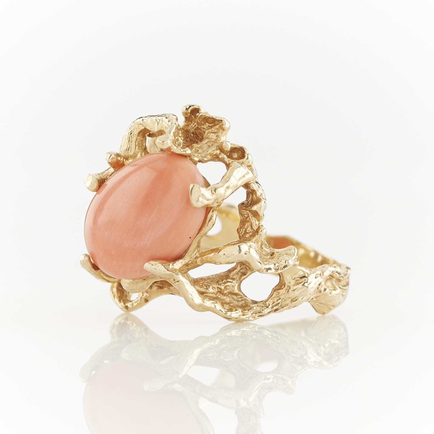 14k Yellow Gold & Coral Ring