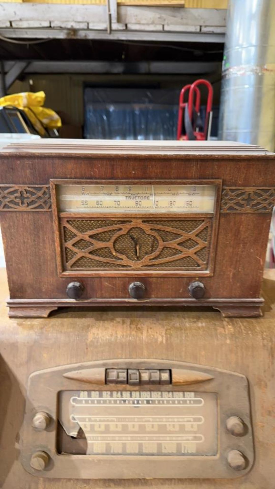 2 Antique Radios - Image 2 of 3