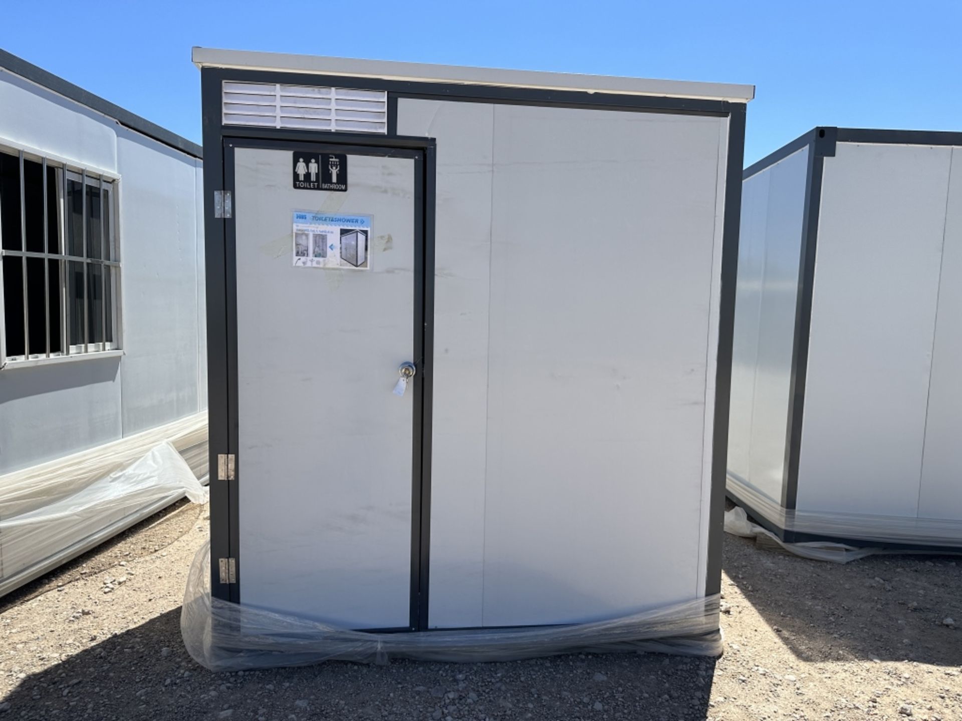 HF2 Portable Toilet & shower - Image 4 of 15