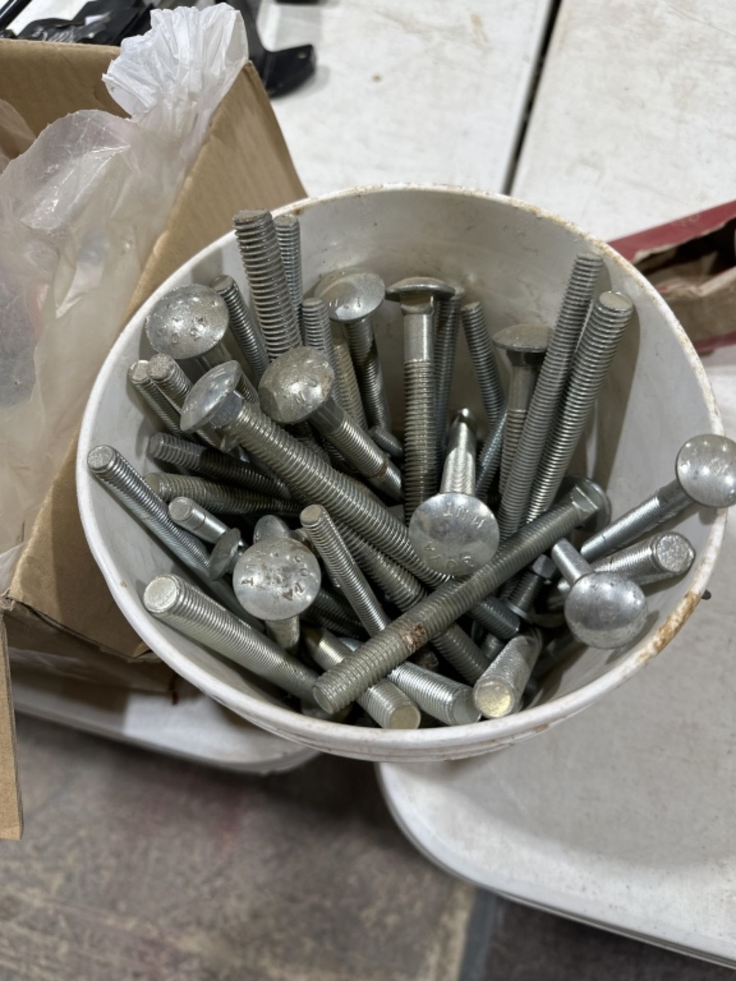 Lot of sheet metal screws & carriage bolts - Image 11 of 12