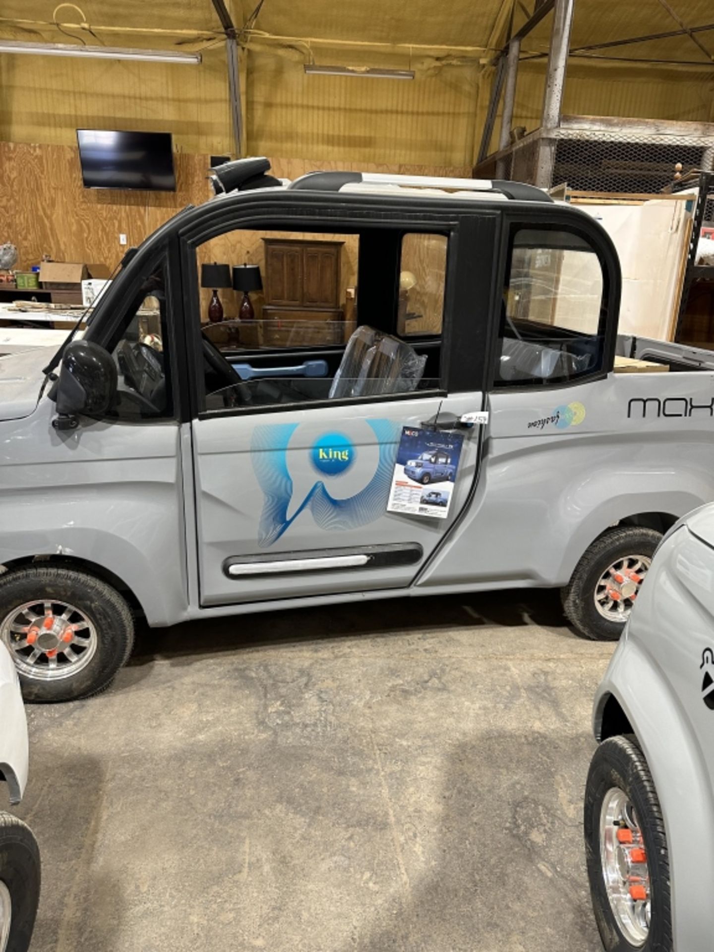 MECO 60 volt Electric Vehicle - Image 8 of 15