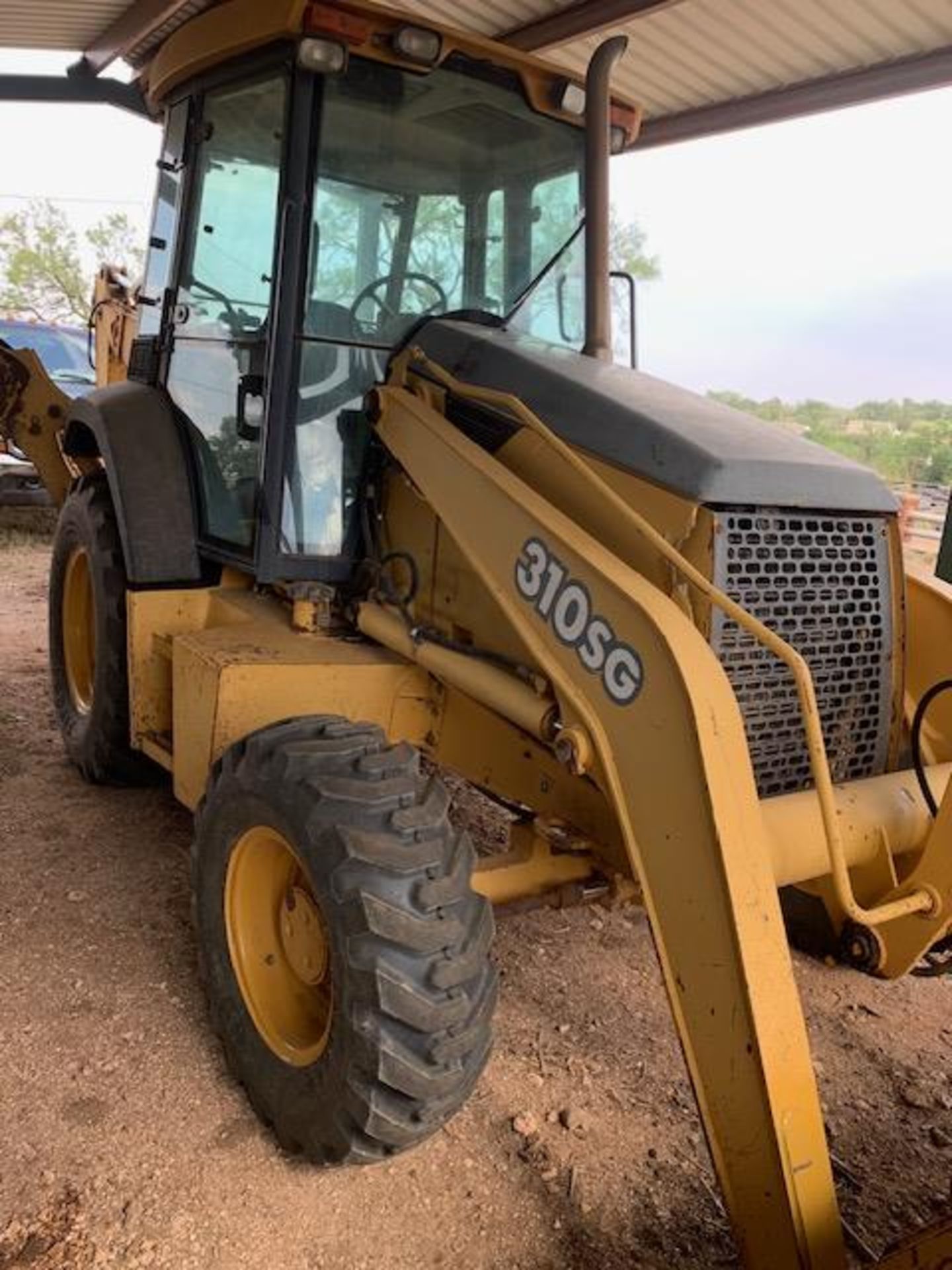 2004 JD 310SG Backhoe - Image 9 of 25