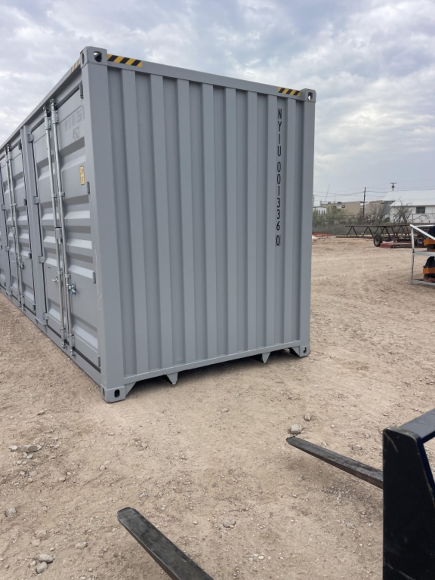 40' HQ One Trip Multi Door Container NYIU0013360 - Image 10 of 10