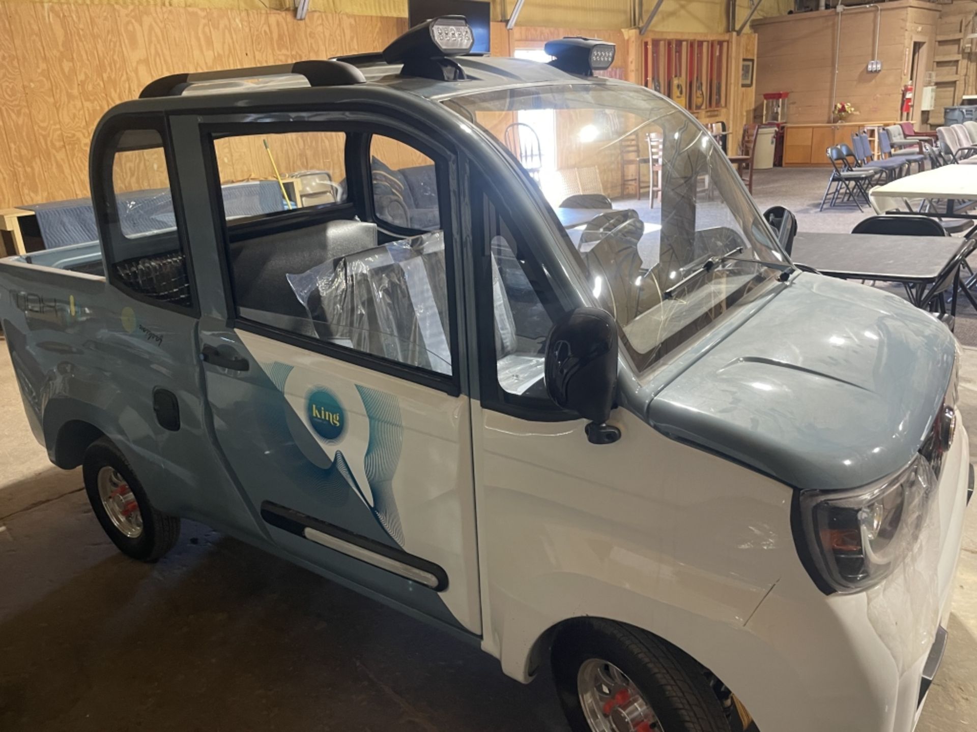 MECO P4 Electric Vehicle - Image 6 of 25
