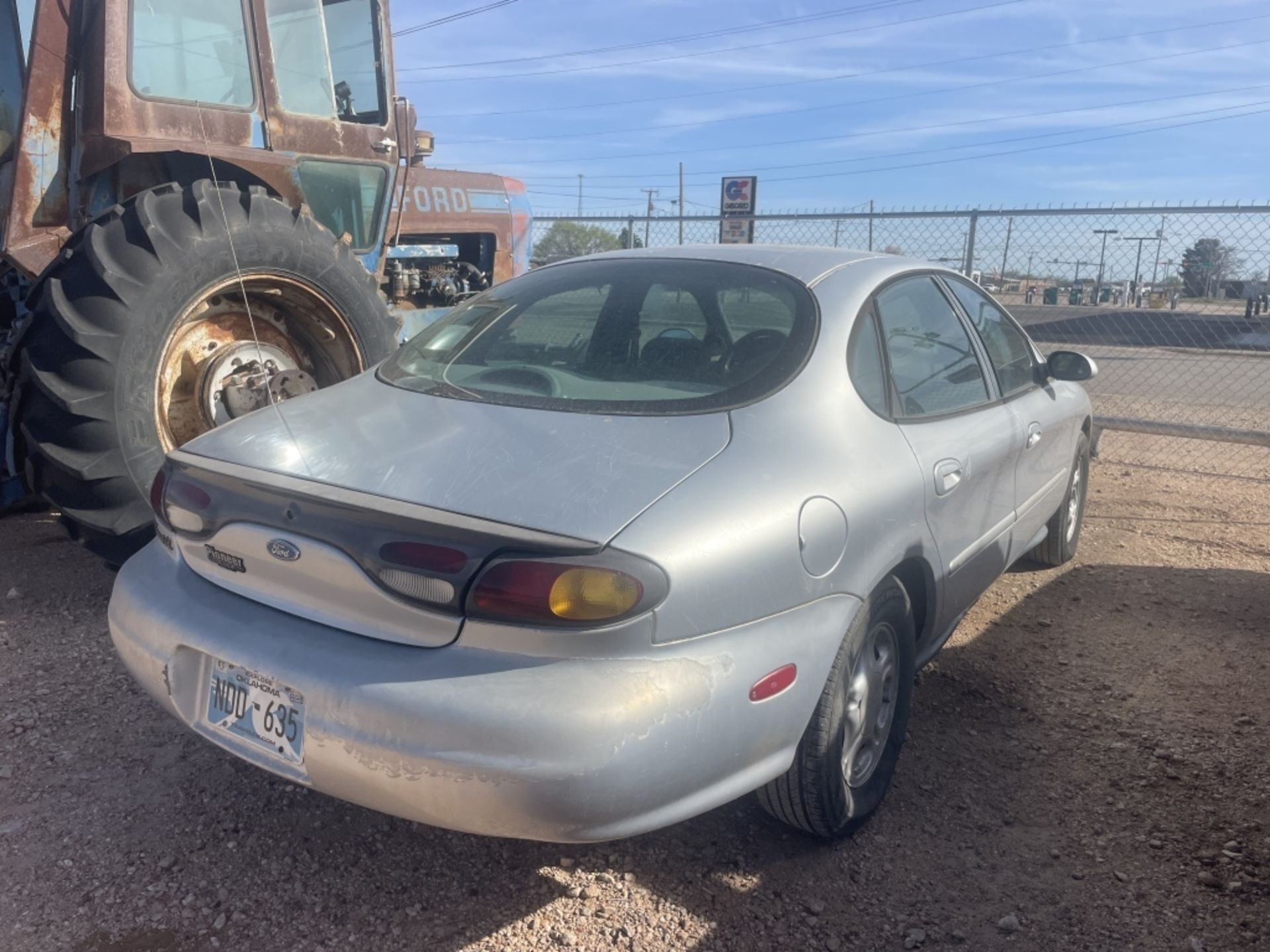 1996 Ford Taurus - Image 19 of 45