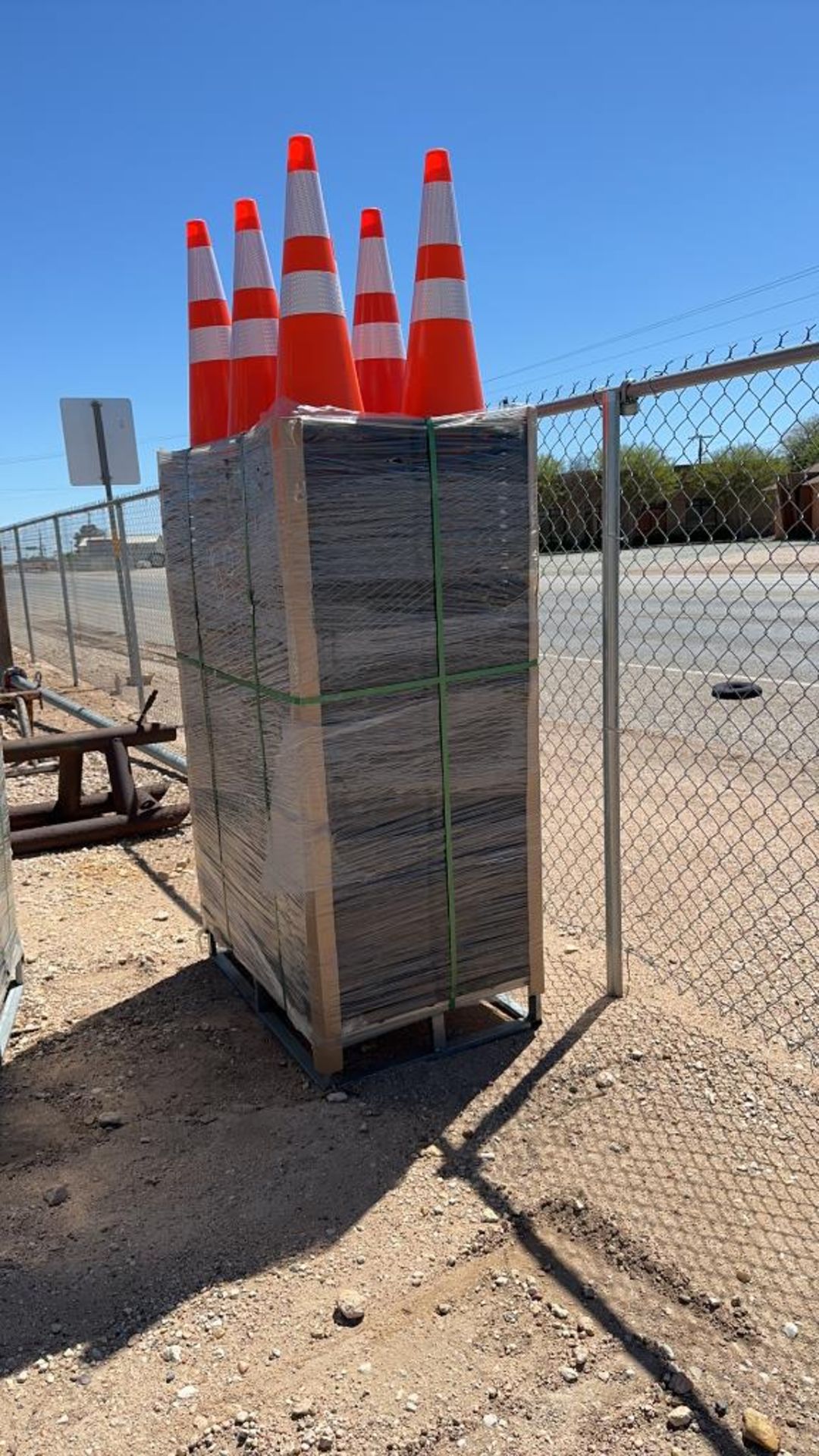 Lot of 250 Safety Highway cones - Image 10 of 10