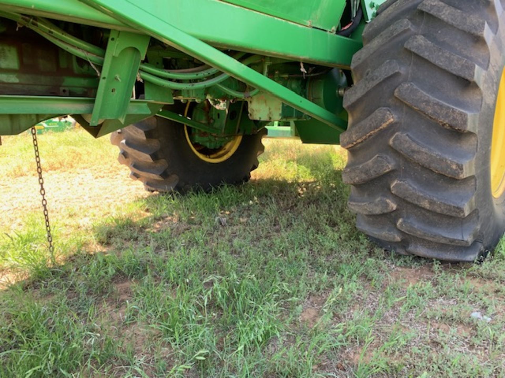 JD 7640 8-row Stripper - Image 16 of 44