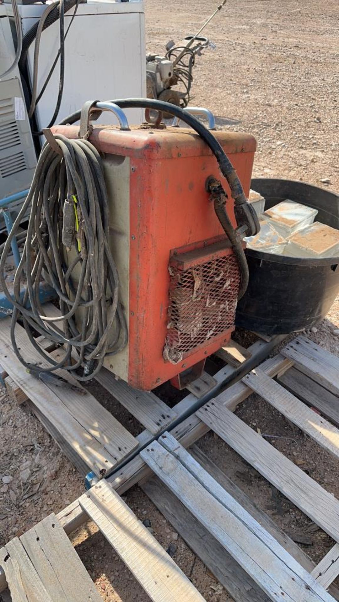 Marquette shop welder w/leads - Image 7 of 12