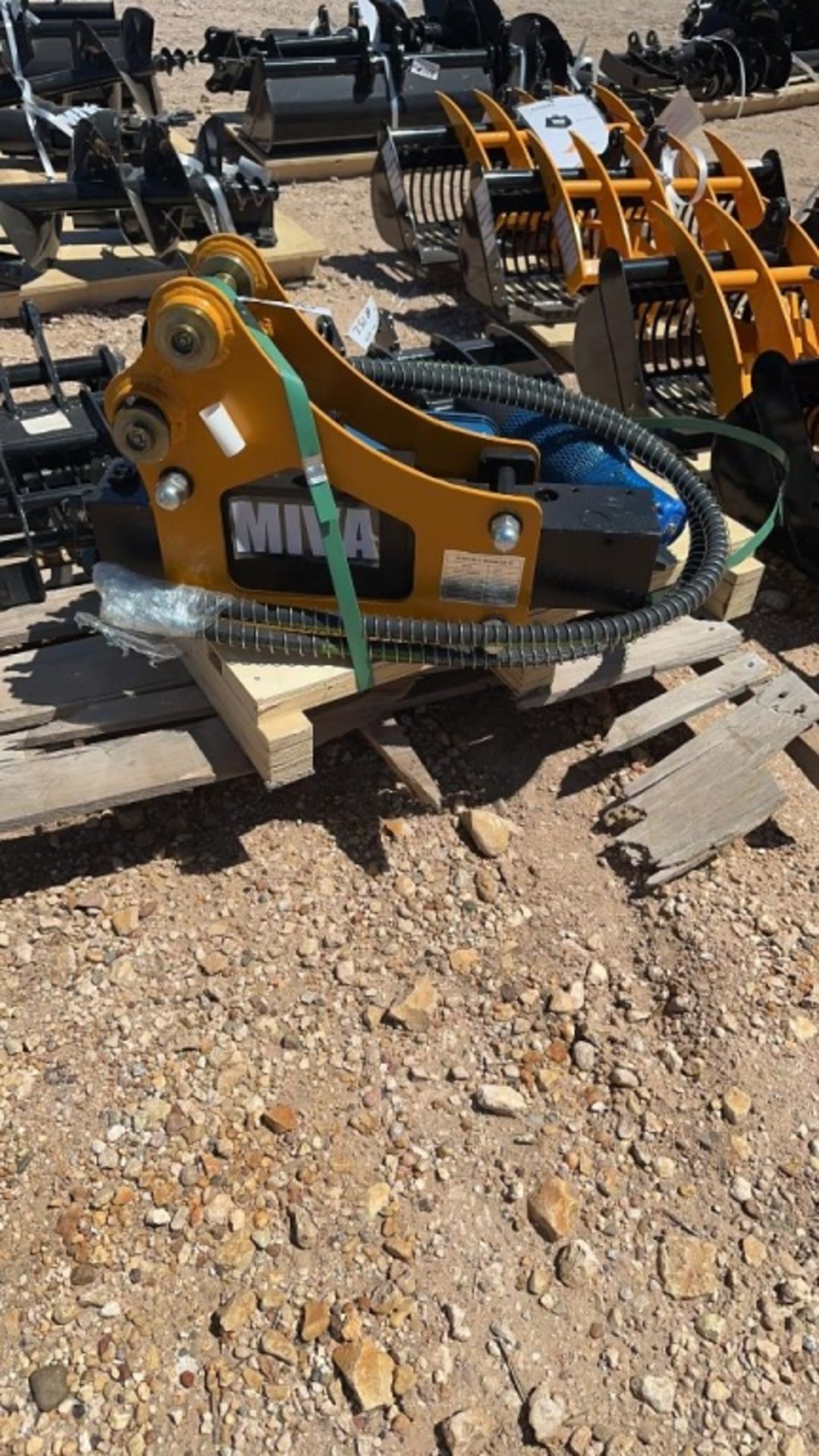 Mini Excavator Hydraulic Breaker - Image 2 of 15