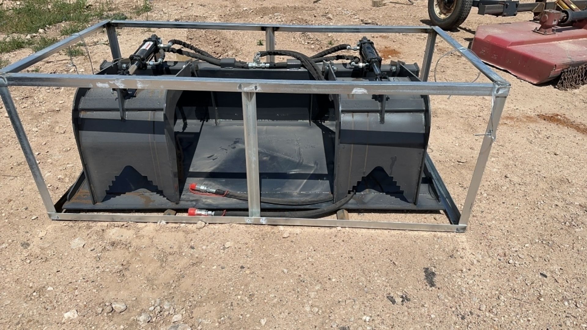 Wolverine Skid Steer Grapple Bucket - Image 3 of 12