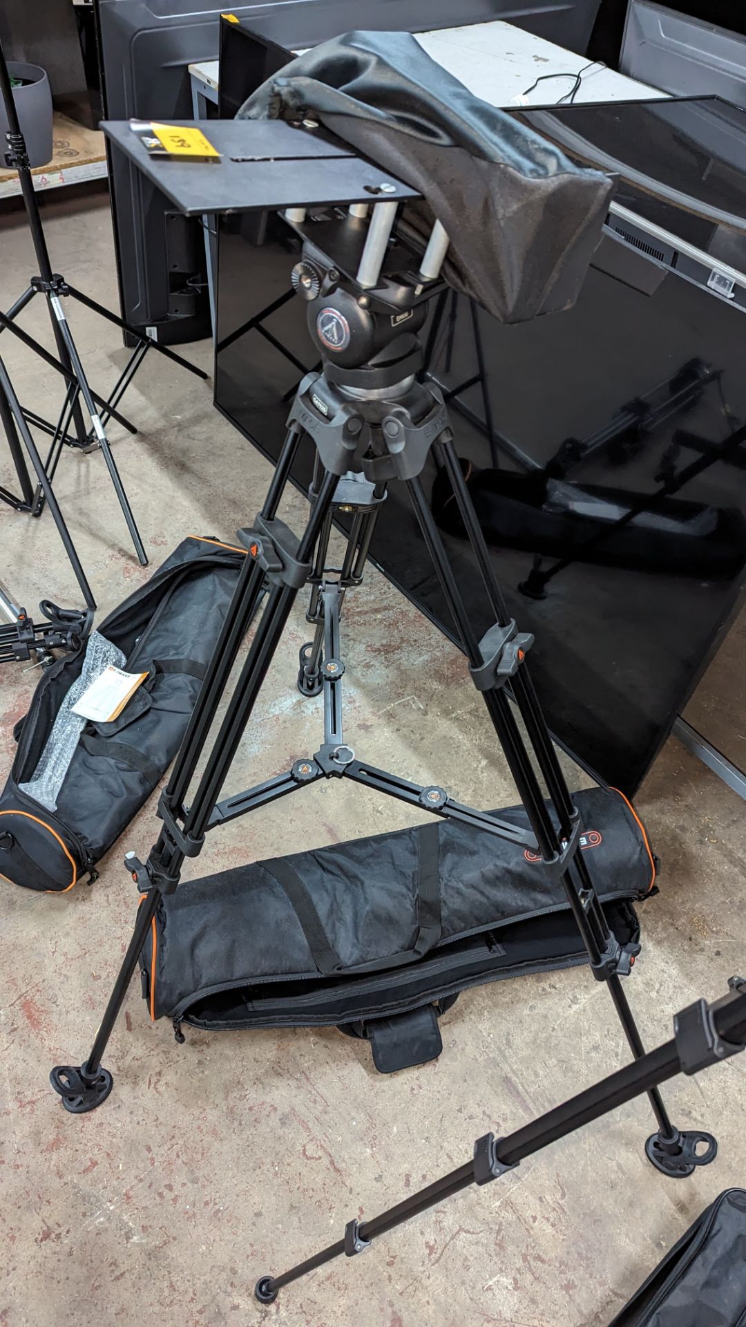 E-Image model GA752S tripod based multi adjustable stand including attachments and soft carry case - Image 5 of 8