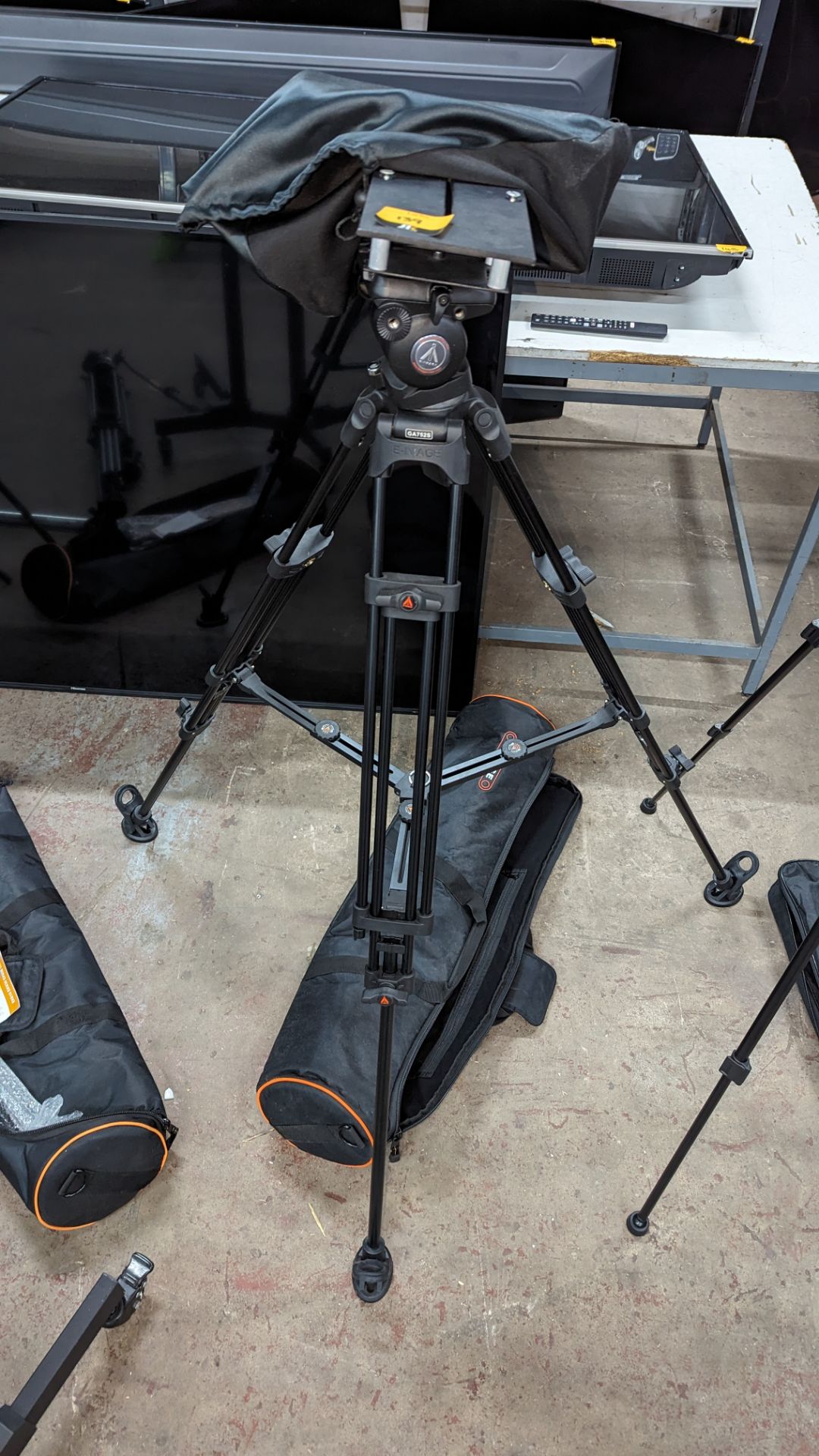 E-Image model GA752S tripod based multi adjustable stand including attachments and soft carry case - Image 3 of 8