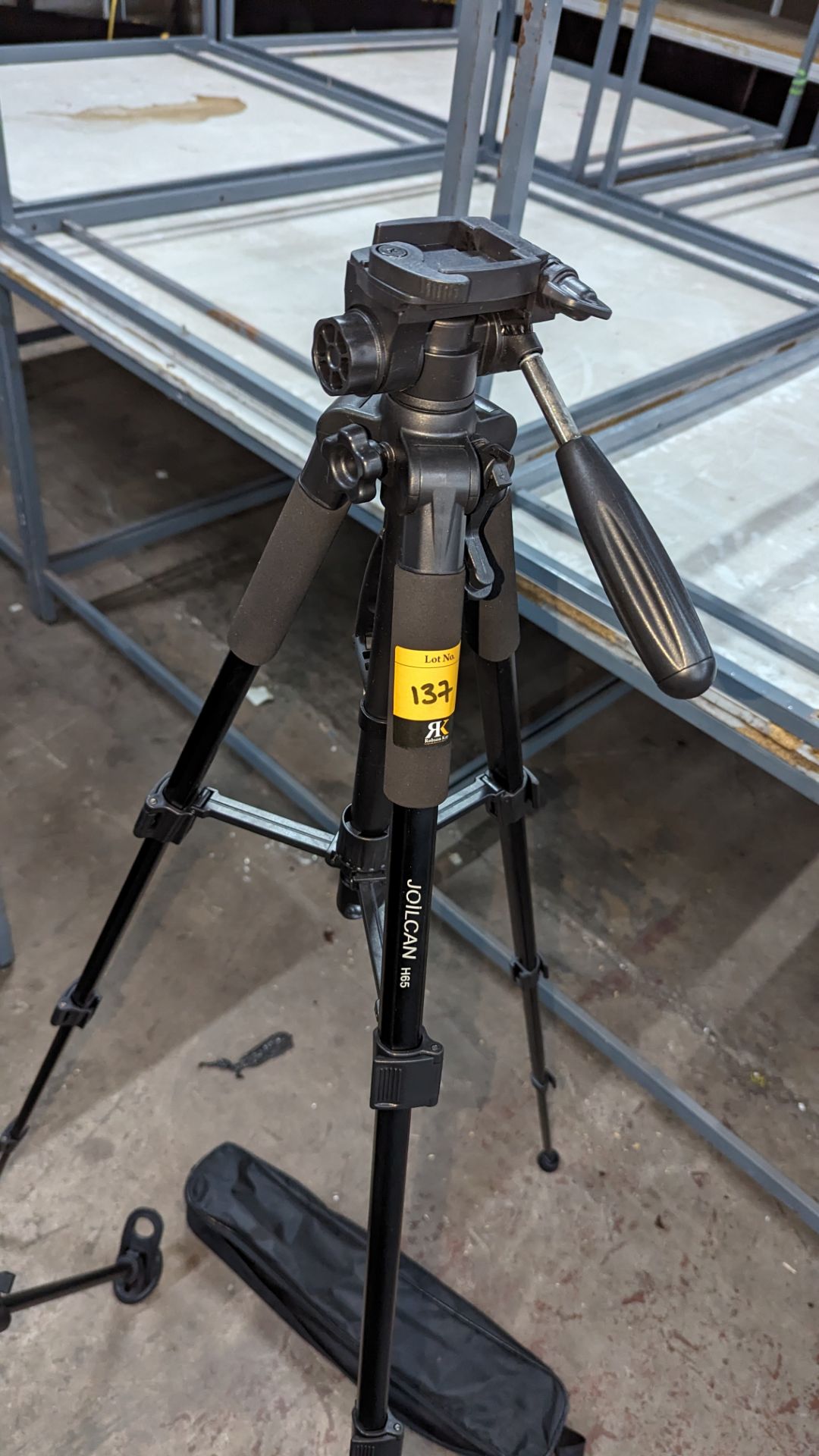 Joilcen H65 tripod, including head and soft carry case - Image 4 of 9