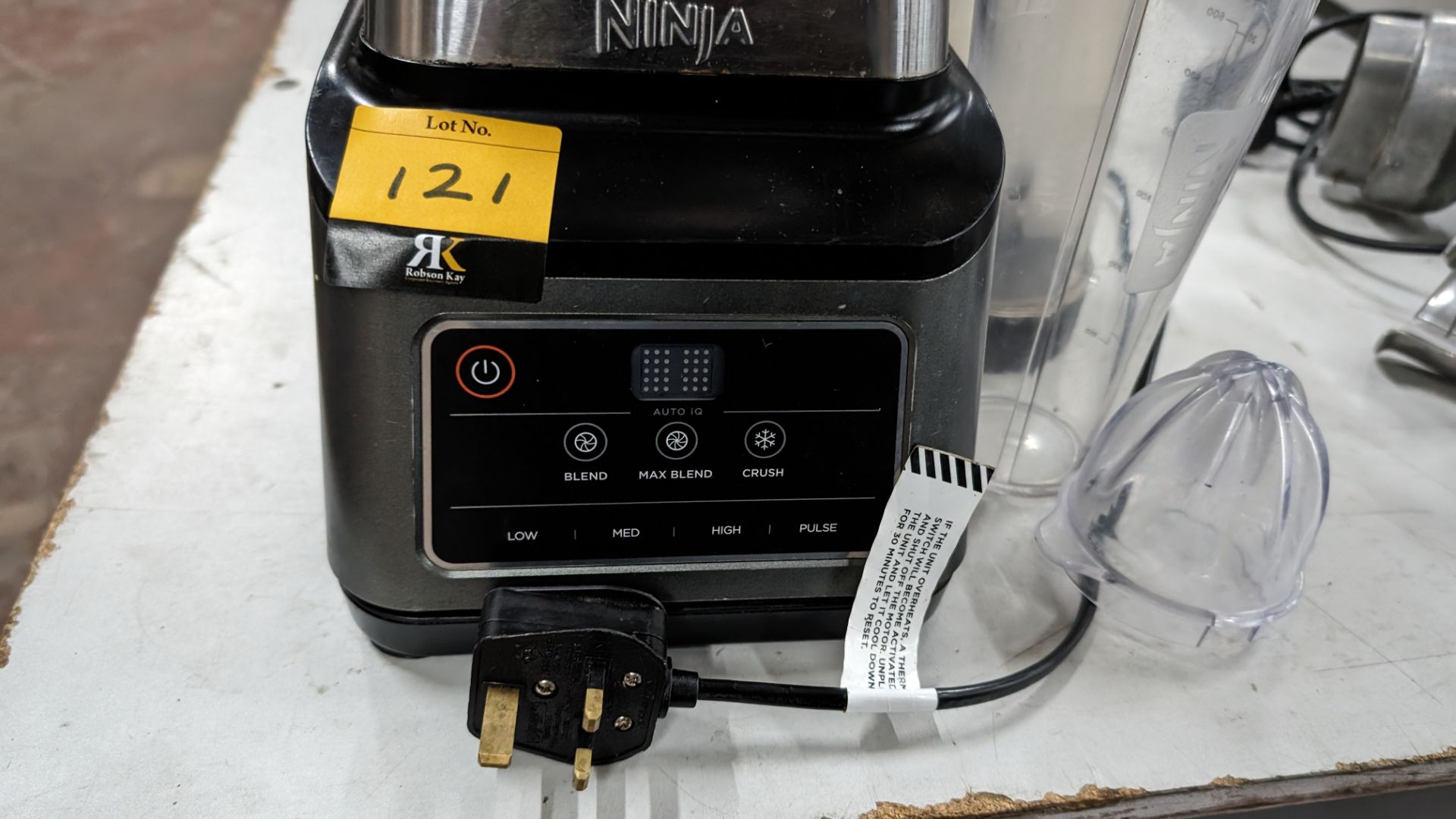 Ninja blender including various accessories/ancillaries as pictured - Image 7 of 9