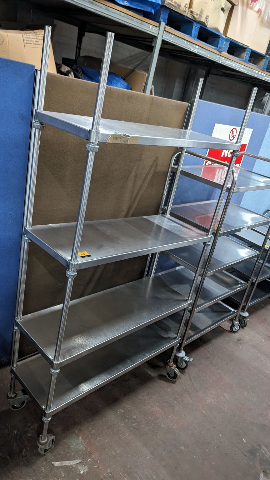 Stainless steel mobile shelving unit with a total of 4 shelves, max external dimensions approximatel - Image 2 of 3