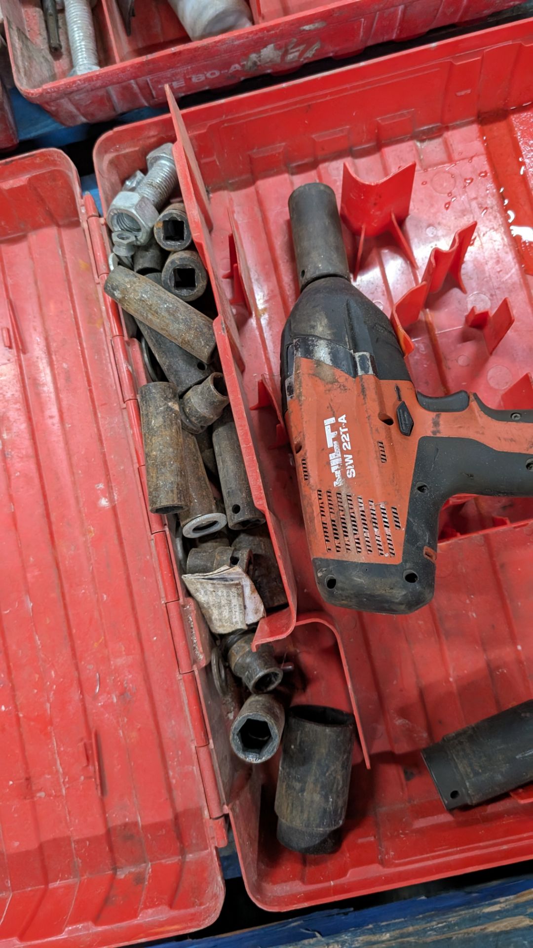 Hilti model SIW22T-A cordless drill including 21.6V battery plus assorted sockets for use with same - Image 6 of 7