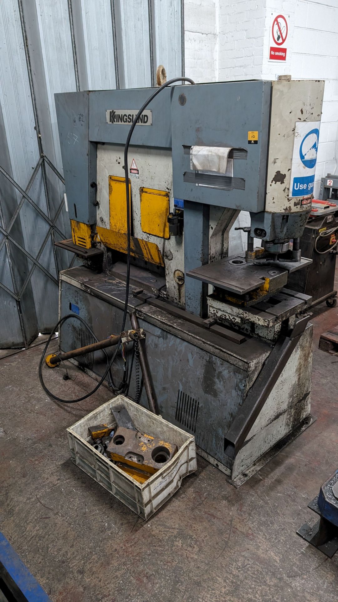 Kingsland multi 125 hydraulic metalworker, serial number 473906. Includes foot pedal plus tooling a