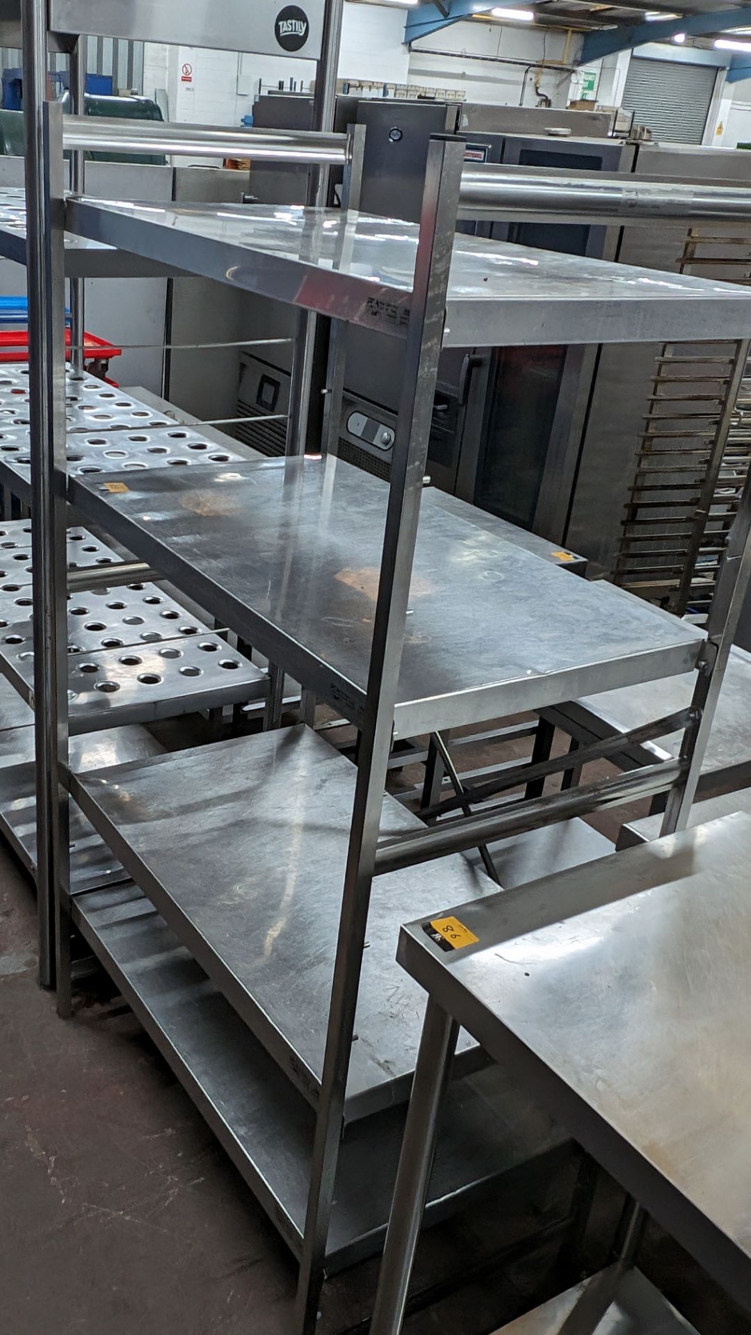 Viessmann stainless steel shelving unit with 4 shelves, max external dimensions 1000 x 1800 x 600mm