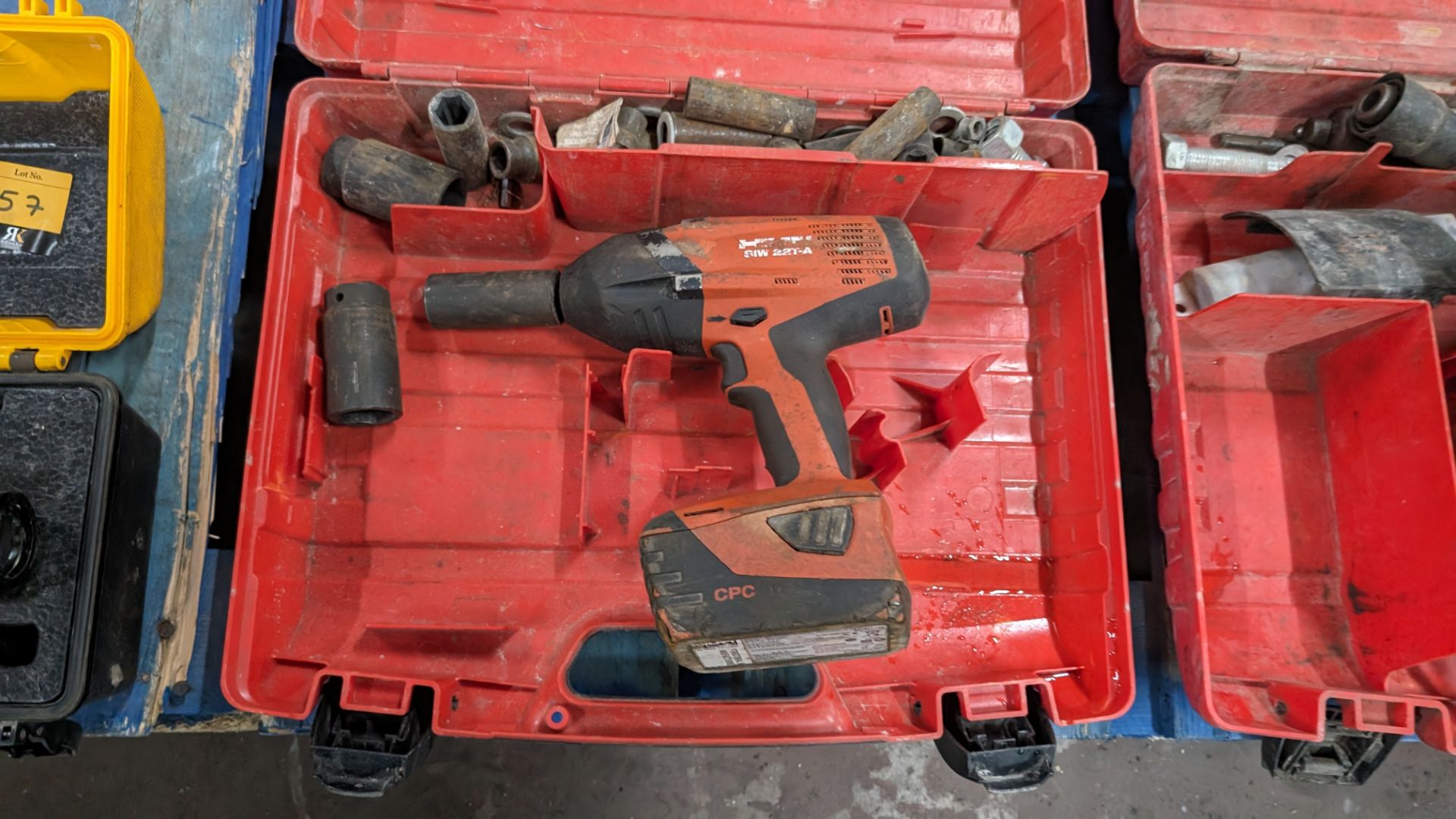 Hilti model SIW22T-A cordless drill including 21.6V battery plus assorted sockets for use with same - Image 3 of 7