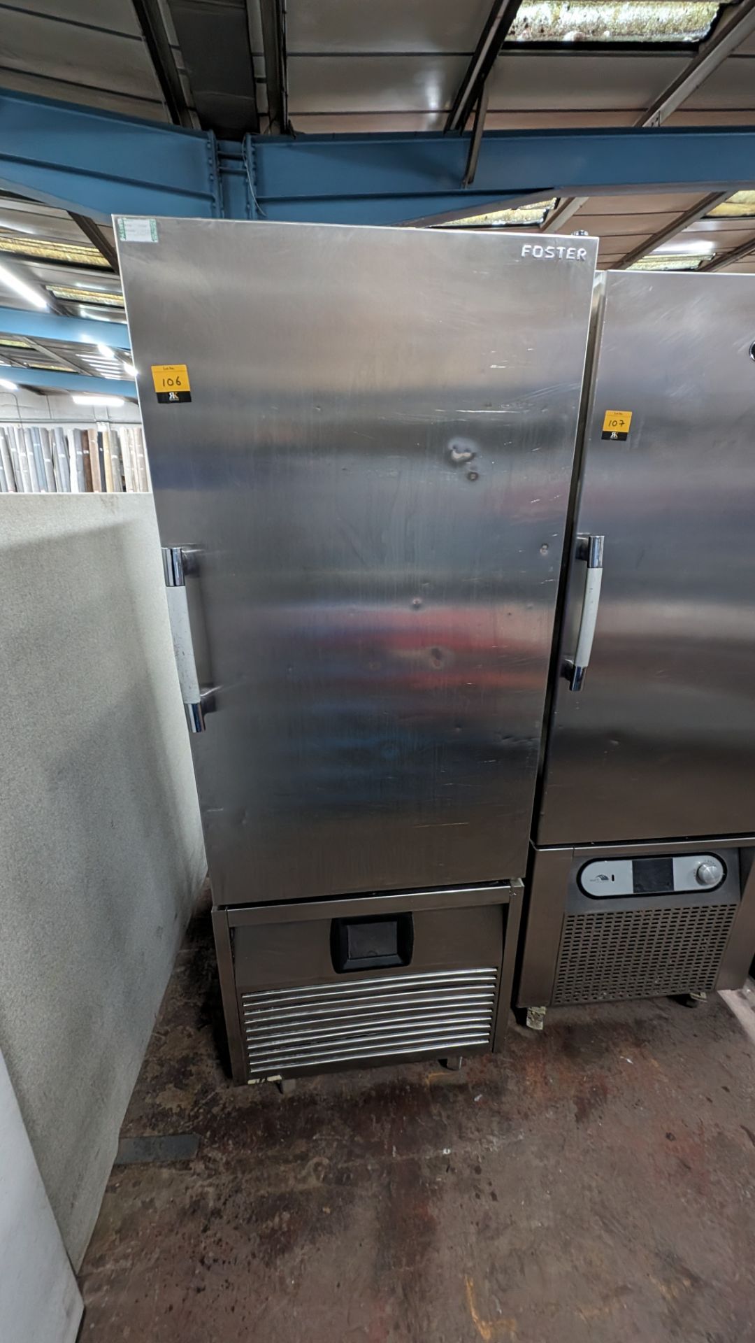 Foster stainless steel floor standing mobile blast chiller model BCT51, with touchscreen display to - Image 3 of 7