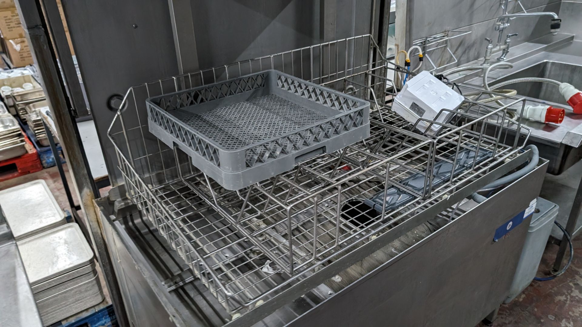 Hobart very large heavy duty commercial pass-through dishwasher including large stainless steel tray - Image 7 of 19