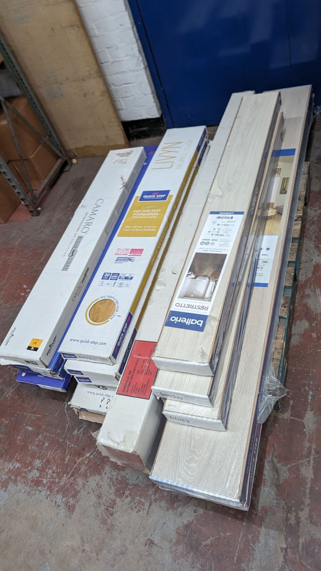 The contents of a pallet of laminate flooring & similar - Image 11 of 11