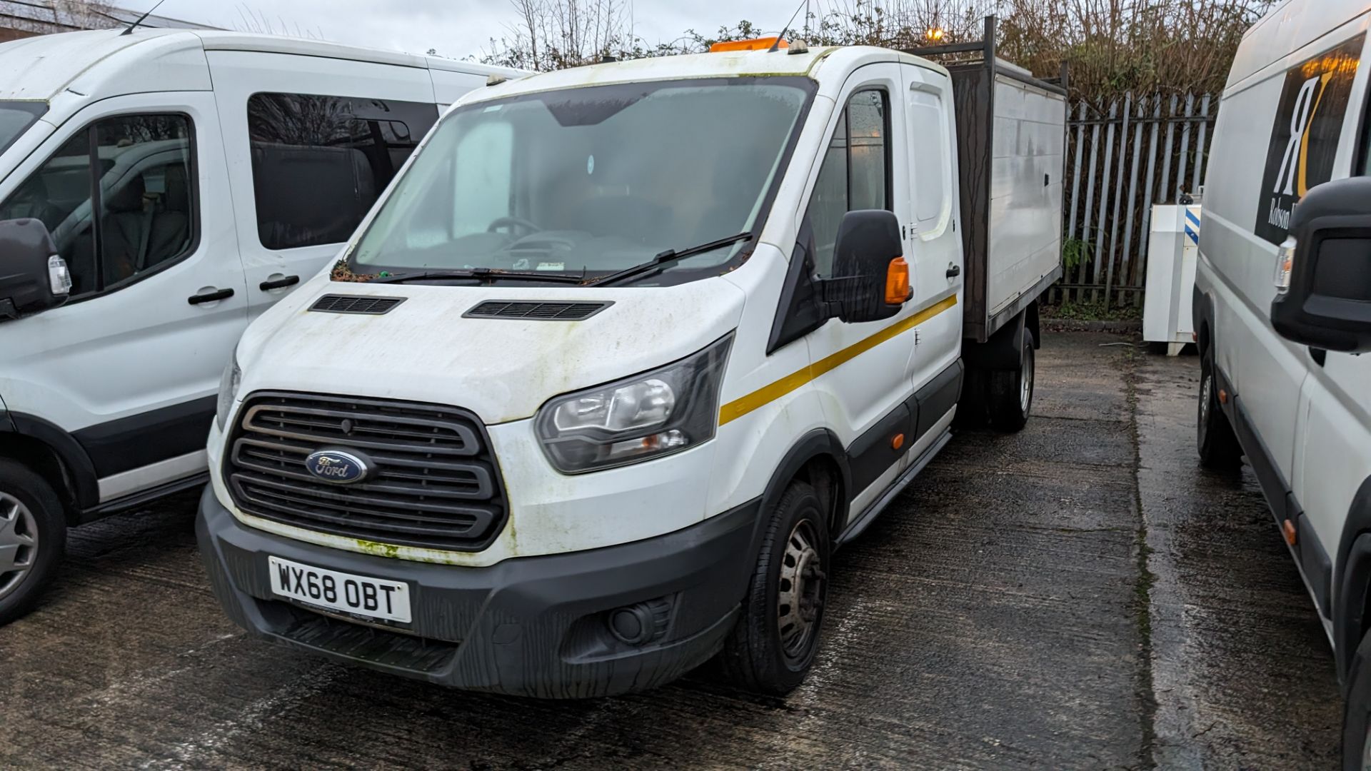 WX68 OBT Ford Transit 350 tipper, 6 speed manual gearbox, 1995cc diesel engine. Colour: White. Fi - Image 4 of 24