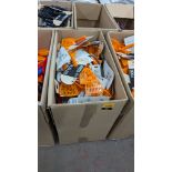 Box of Ecopet recycled plastic cat litter scoops