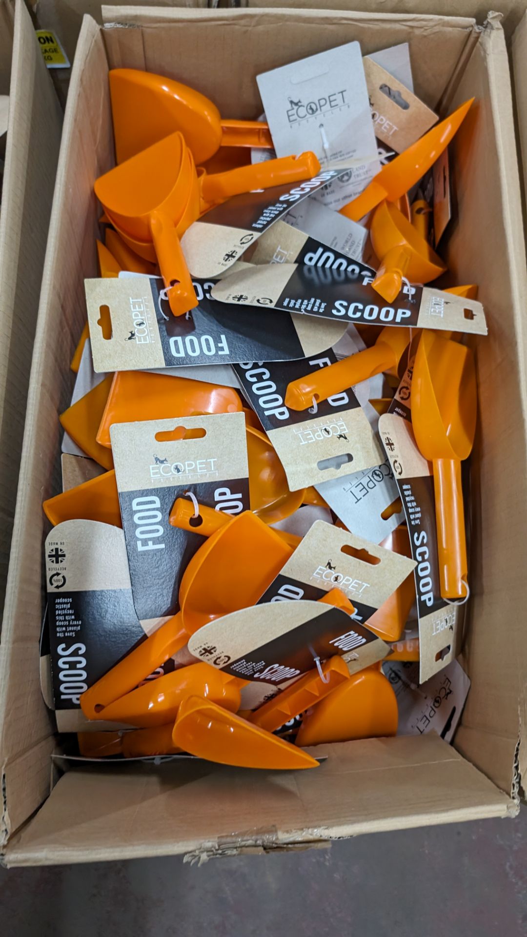 Box of Ecopet recycled plastic food scoops - Image 3 of 4
