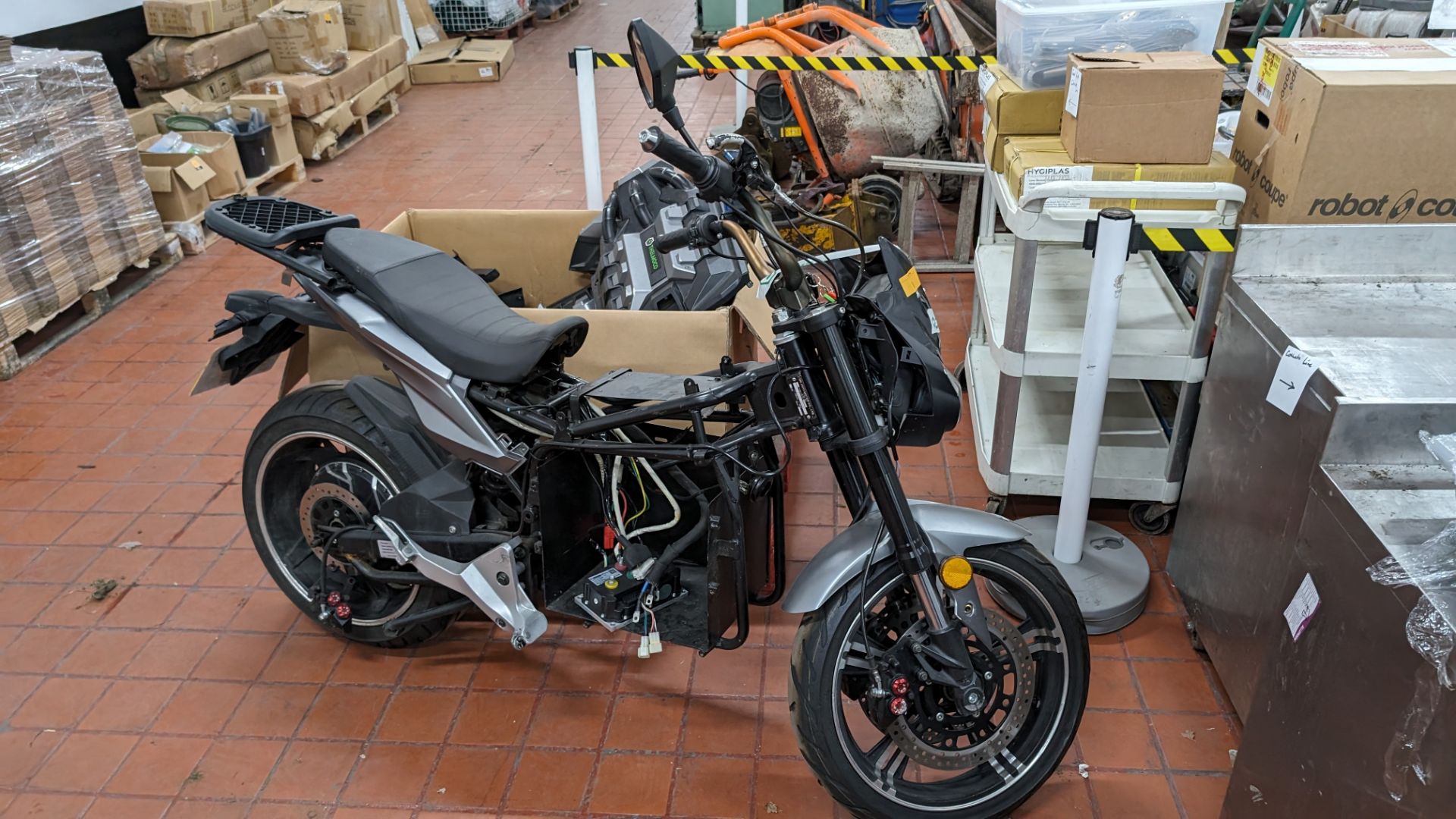 LS22 LVR electric motorbike. - Bild 2 aus 14