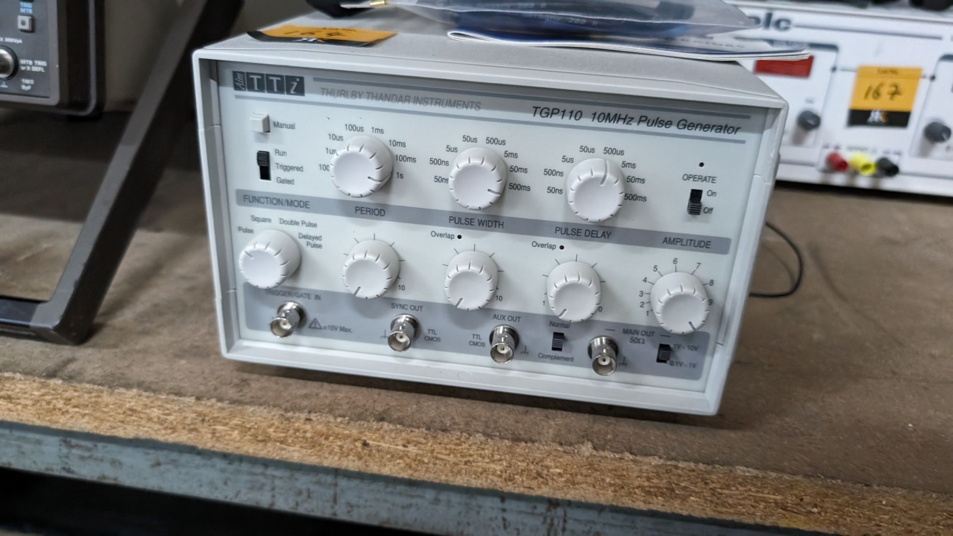 Thurlby Thandar model TGP110 10mhz pulse generator - Image 3 of 6