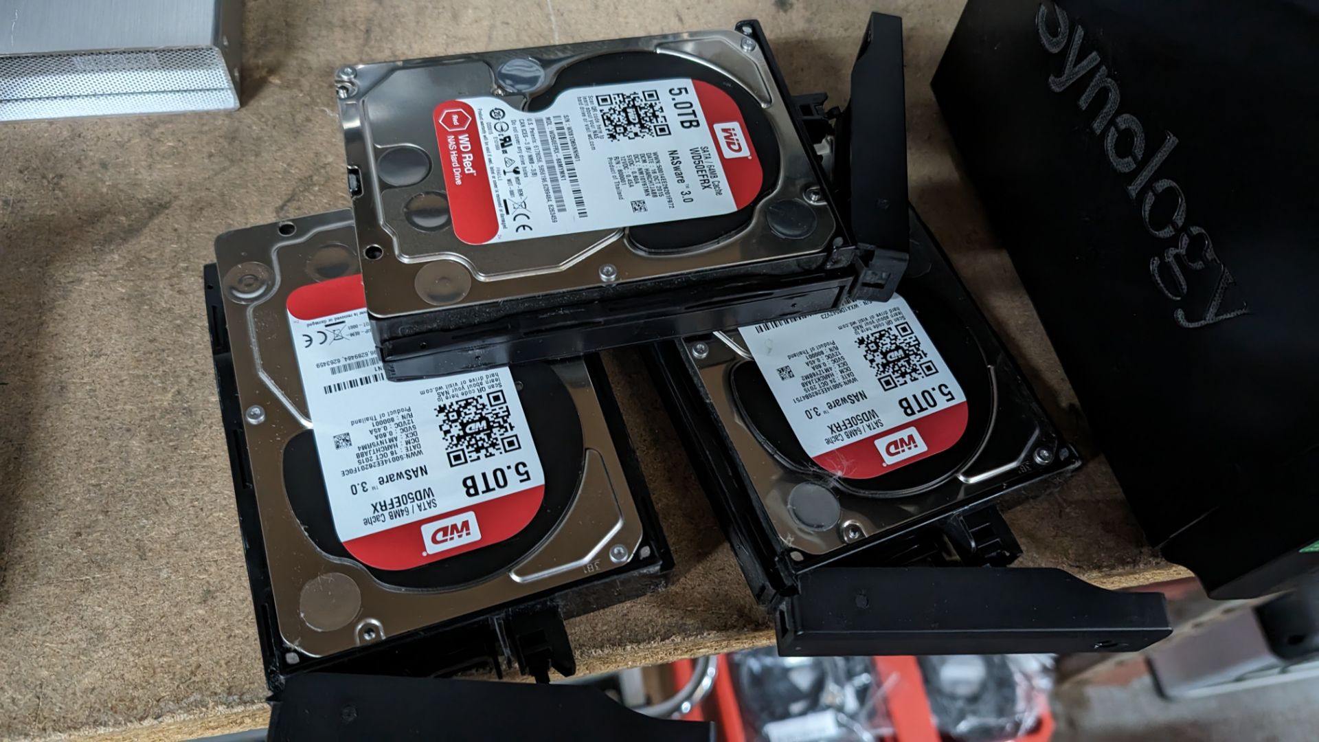 NAS drive with 8 x 5TB hard drives - Image 12 of 15