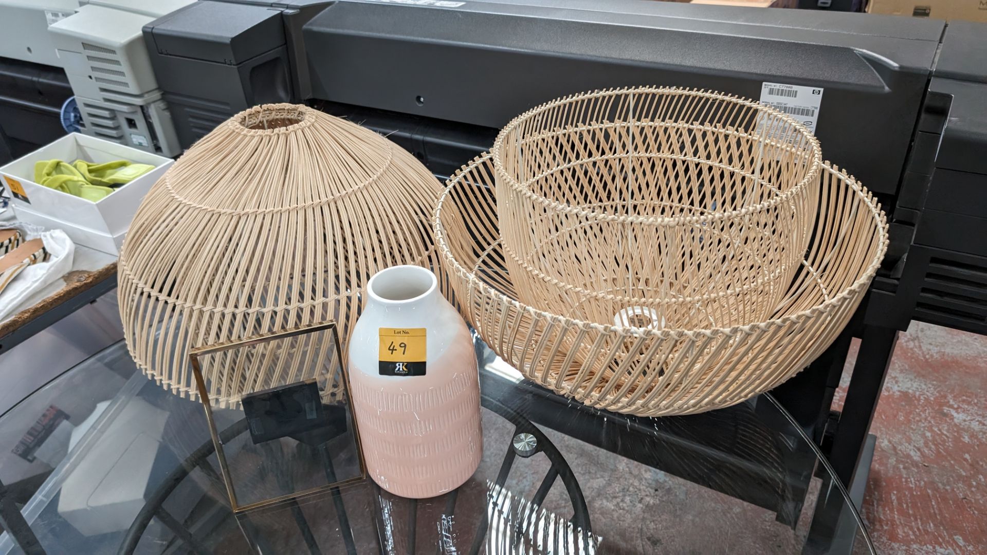 Pair of large matching wicker lampshades (500mm diameter) plus ceramic vase and picture frame - Image 2 of 6