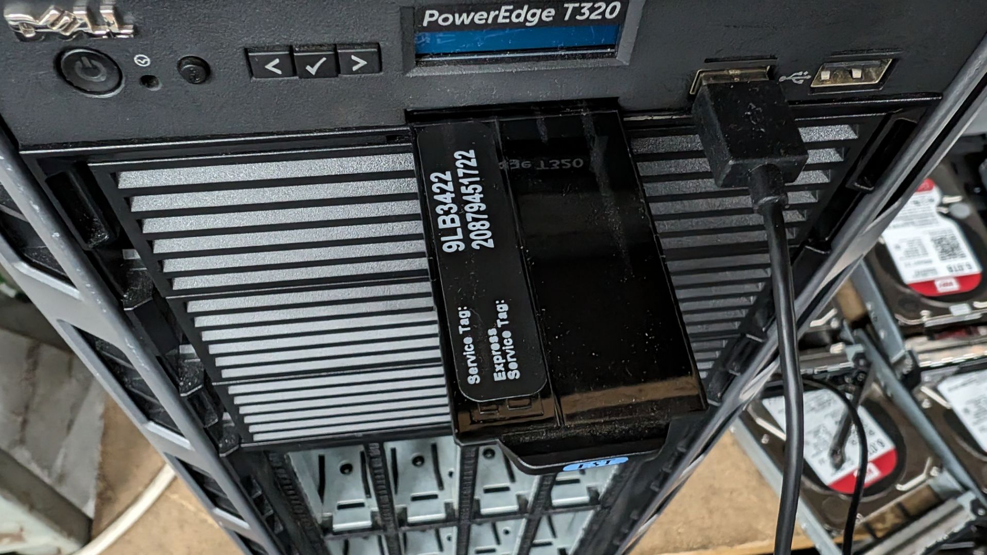 Dell Poweredge T320 server with Intel Xeon processor, 4 off Western Digital 6TB hard drives, 2 off H - Image 5 of 13