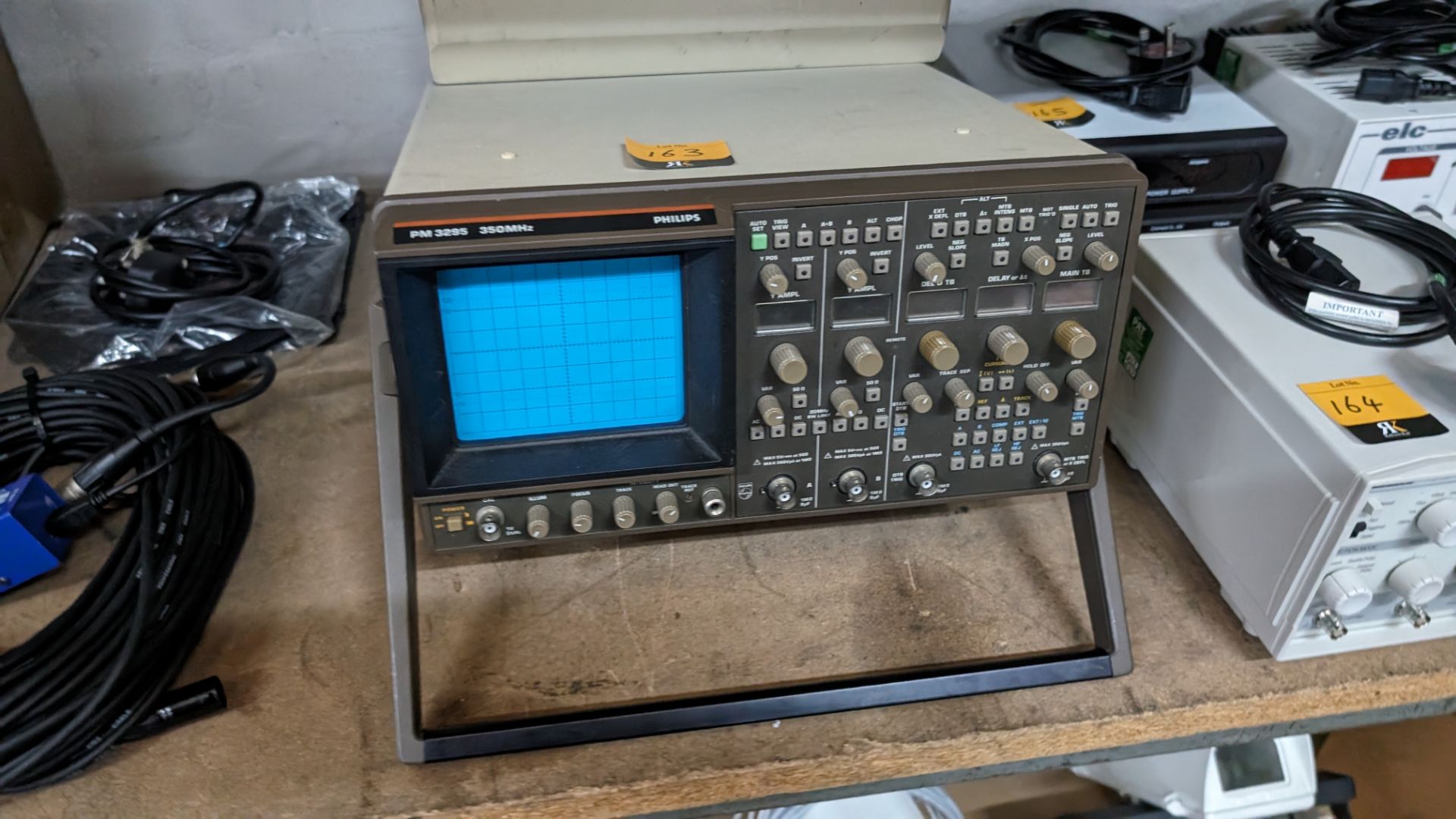 Philips PM3295 350mhz oscilloscope - Image 6 of 7