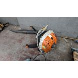 Stihl BR600 backpack leaf blower