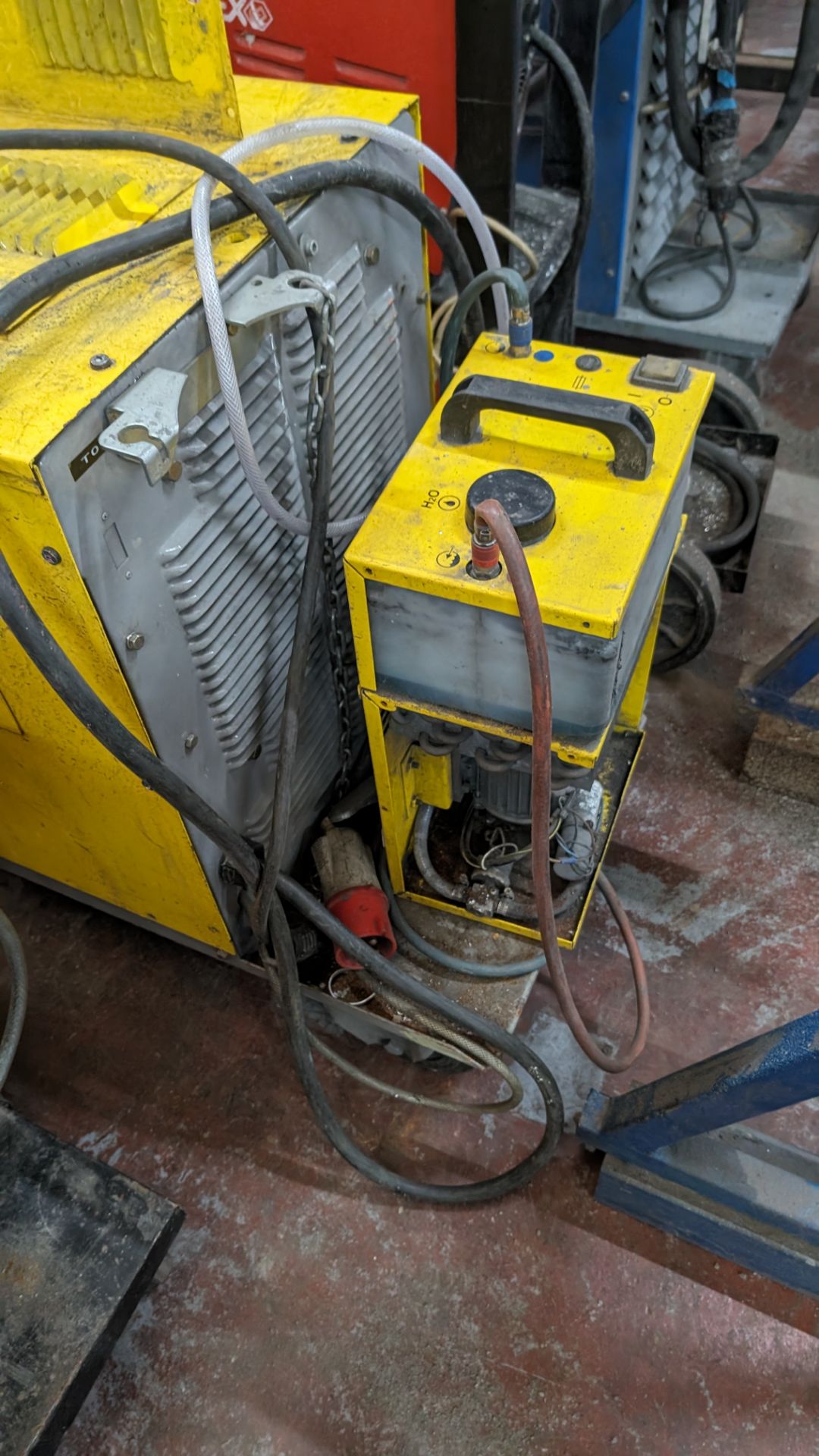 CEA AC/DC 300 HD welding unit - Image 7 of 10