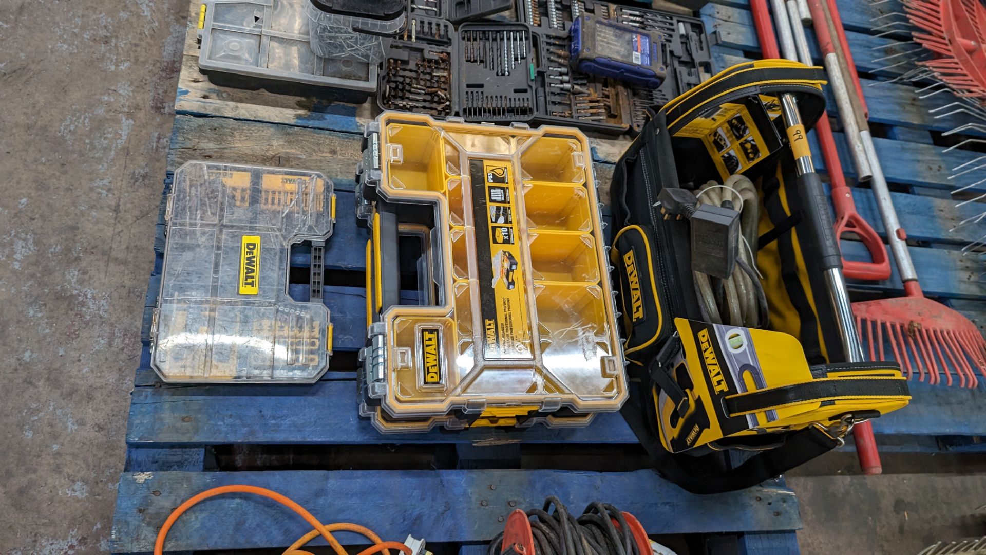 Row of DeWalt cases comprising open top tool bag plus 3 plastic cases - Image 6 of 6