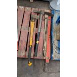 4 off assorted tools comprising axe, pickaxe, prybar/crowbar & spirit level