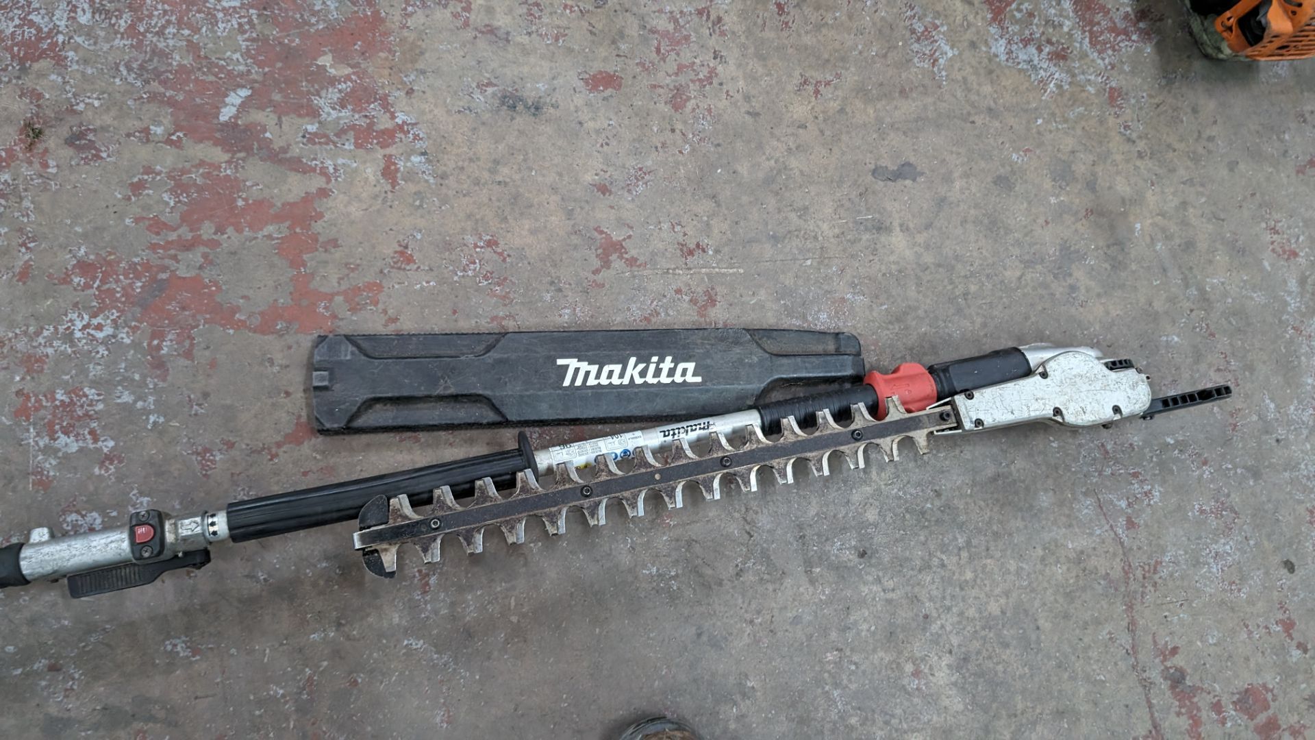 Makita model EX26501LH combi-engine multi-tool including EN401MP pole hedge trimmer - Image 10 of 10