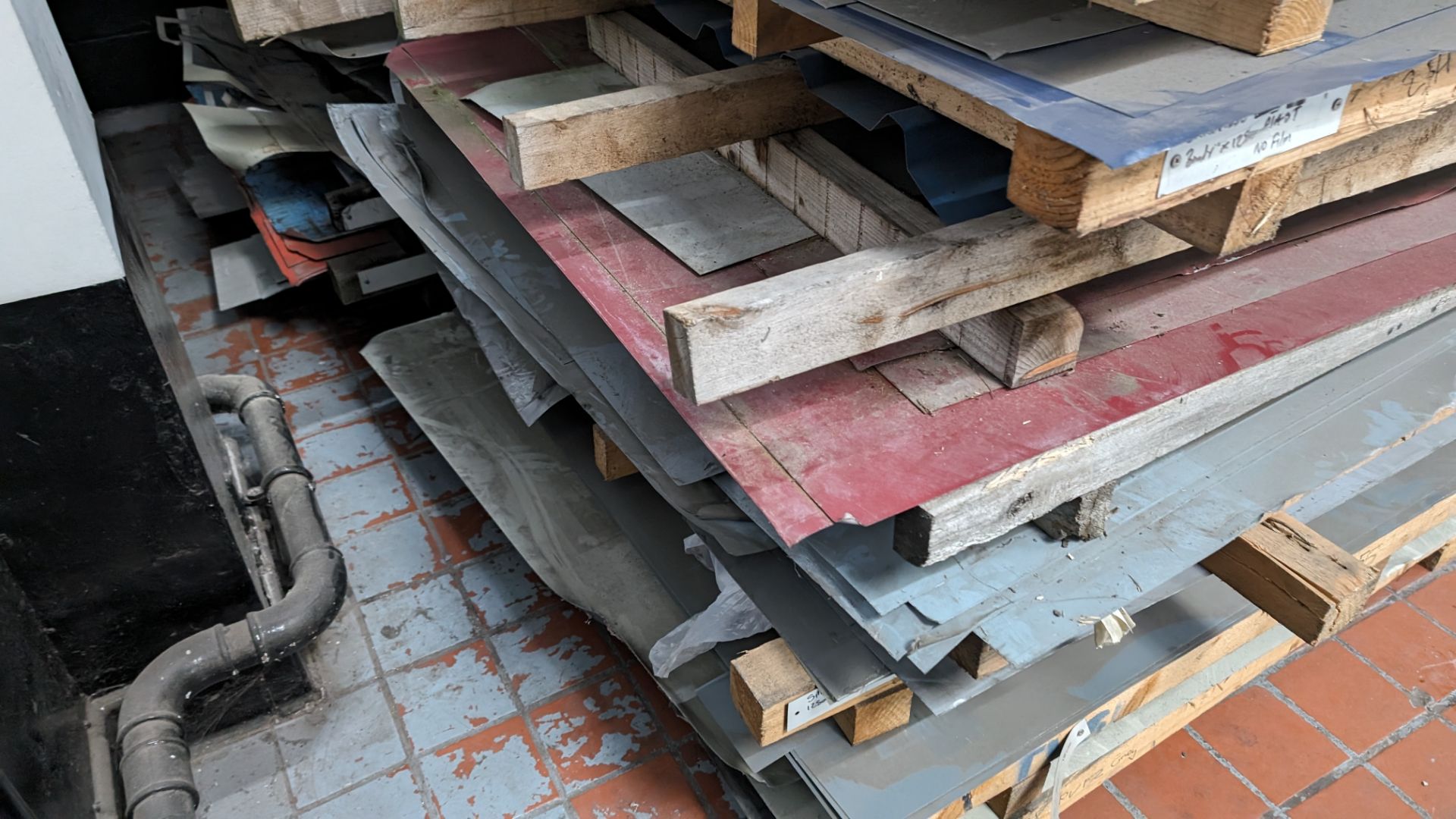 2 stacks of 1250 x 3000mm sheet materials. Each stack comprises 10 - 12 oversized pallets, each pal - Image 20 of 21