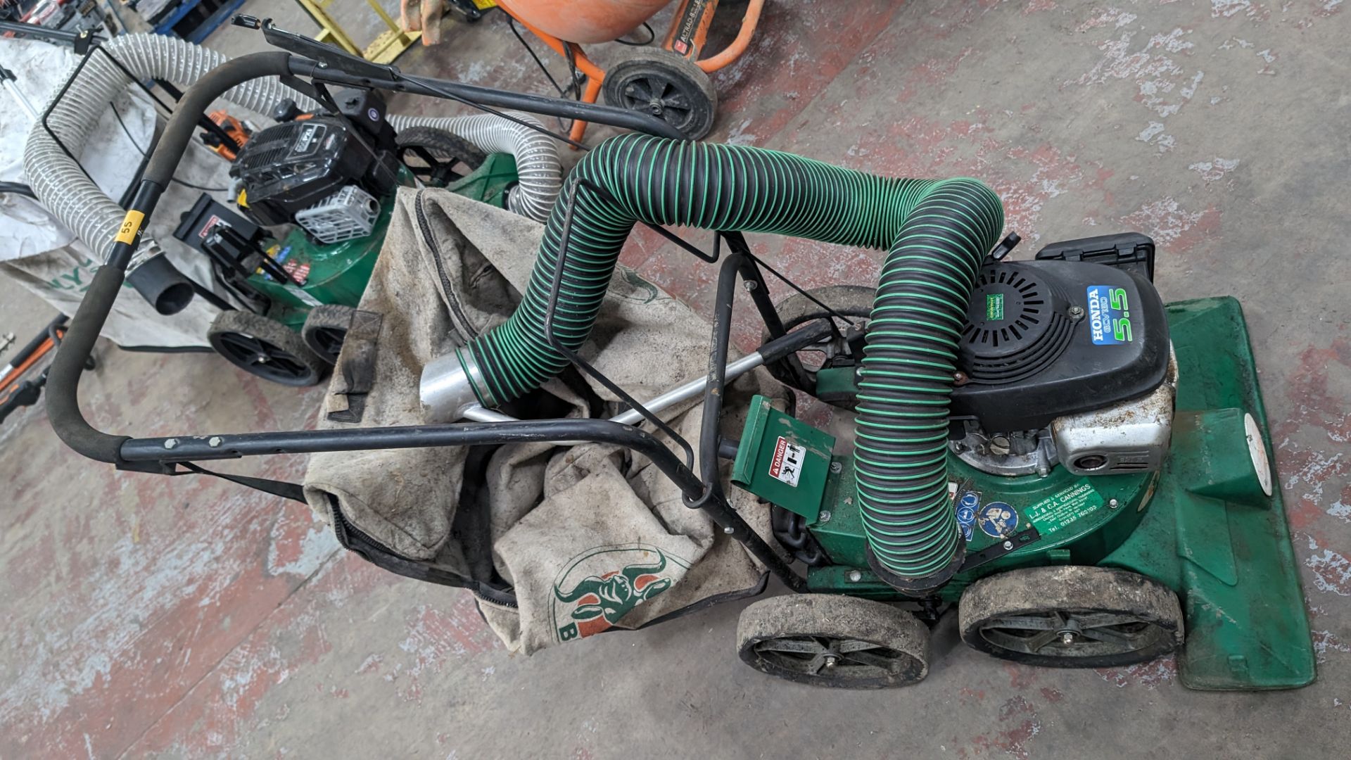 Billy Goat Pro lawn vacuum powered by Honda GCV160 5.5 engine, model KD512HC - Image 8 of 8