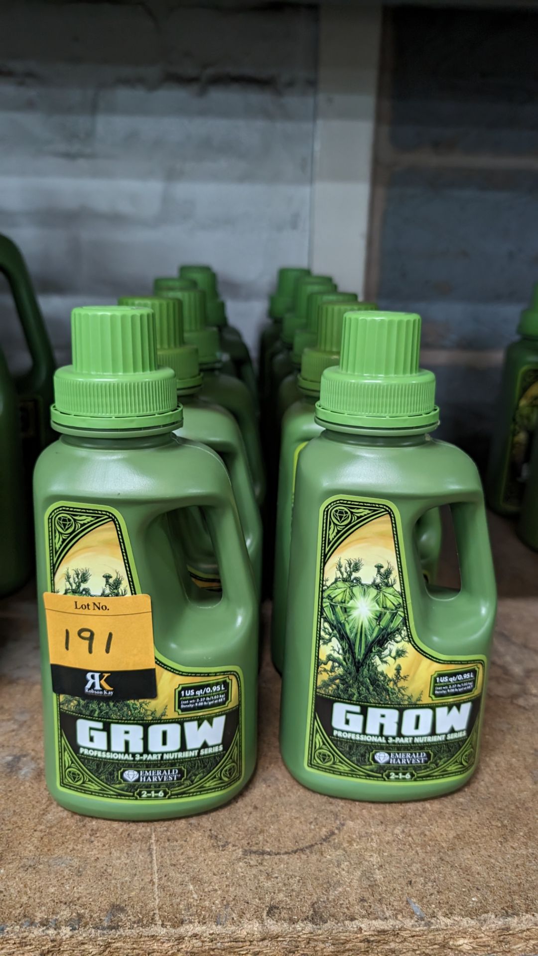 12 off 950ml bottles of Emerald Harvest Grow 2-1-6 Professional 3 Part Nutrient Series
